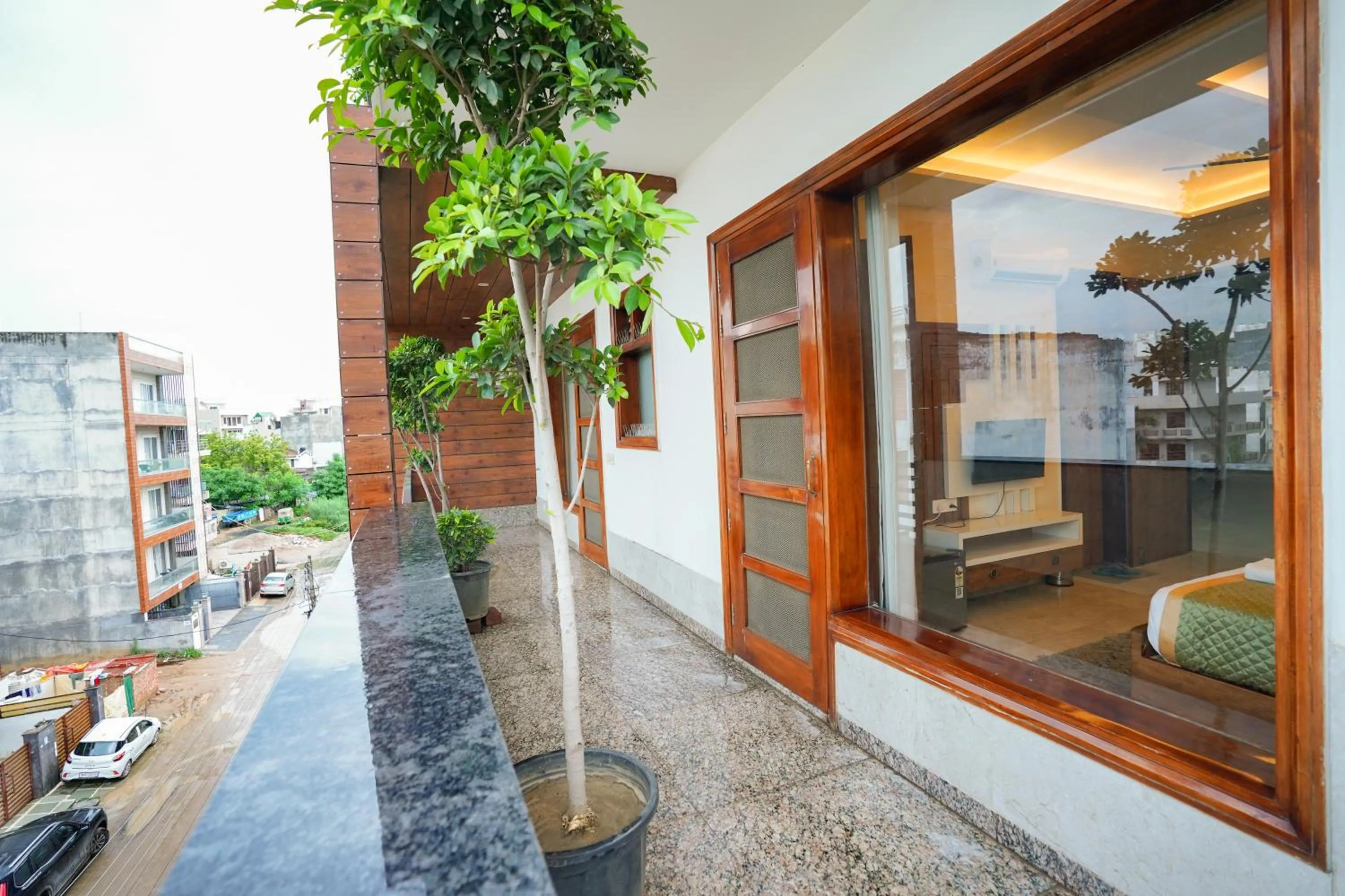 Balcony/Terrace in Hotel Maharaja Palace Boutique Hotels Near Medanta Medicity Gurgaon