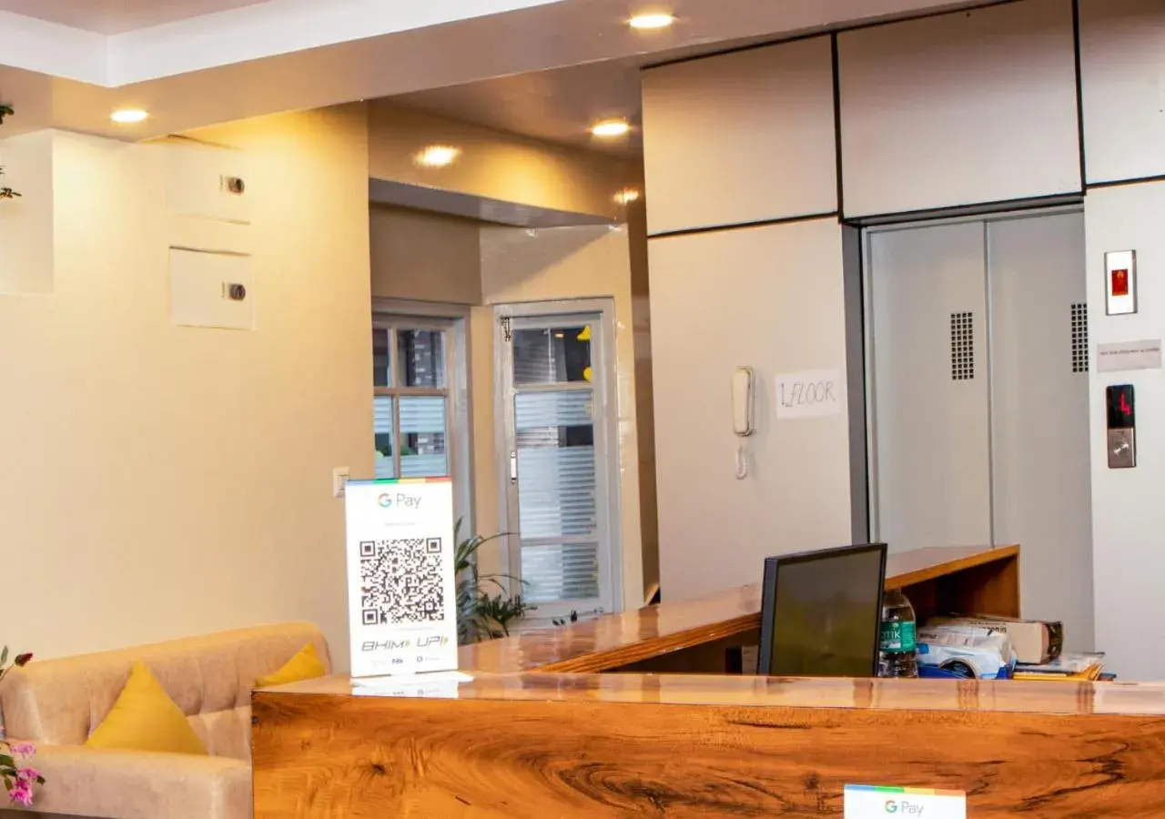 Deluxe Double Room in Hotel Raj Ville - Darjeeling Hotel Near Mall Road Deluxe Double Room in Hotel Raj Ville - Darjeeling Hotel Near Mall Road