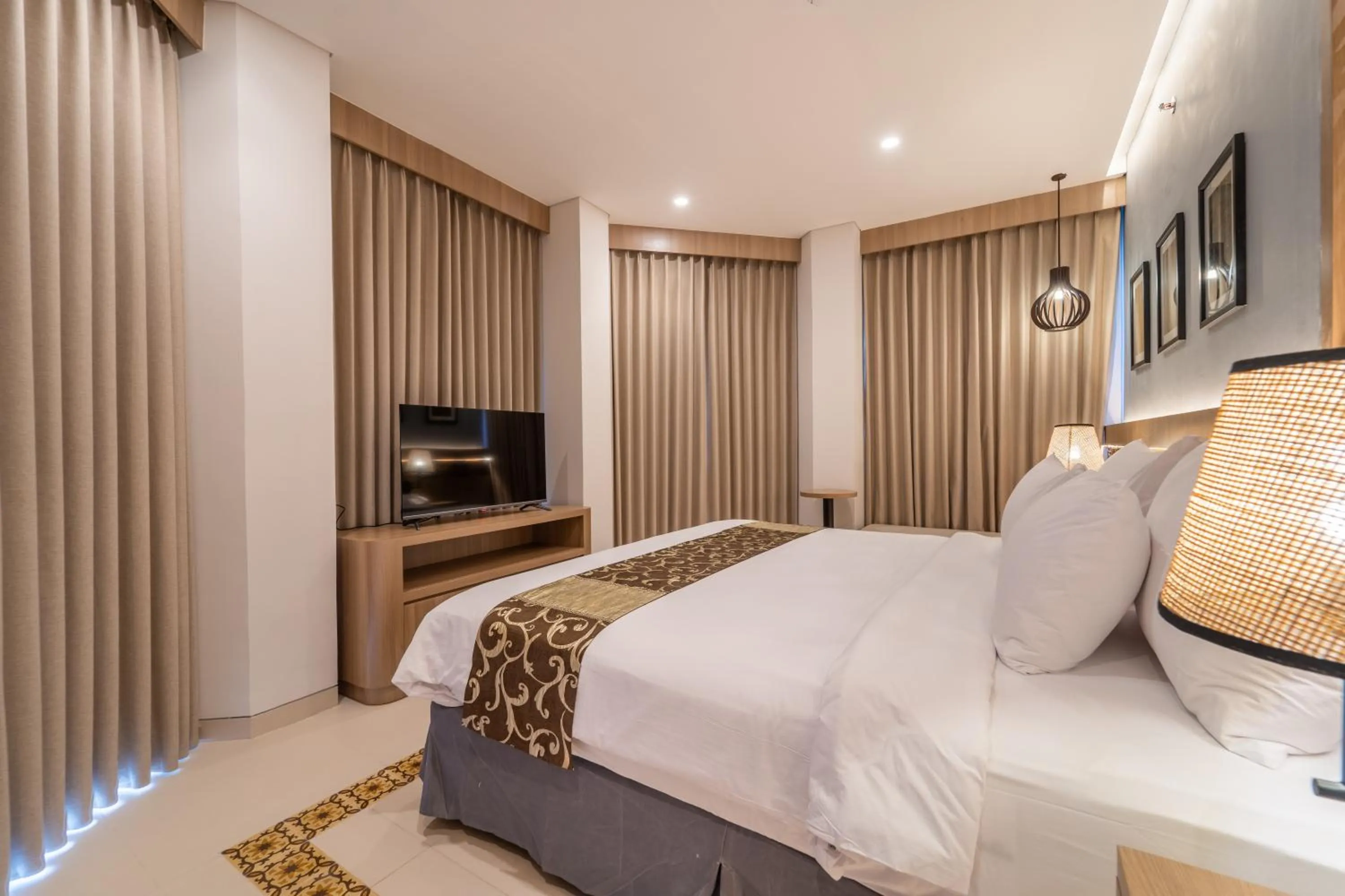 Bed in Montana Oceanside Mandalika