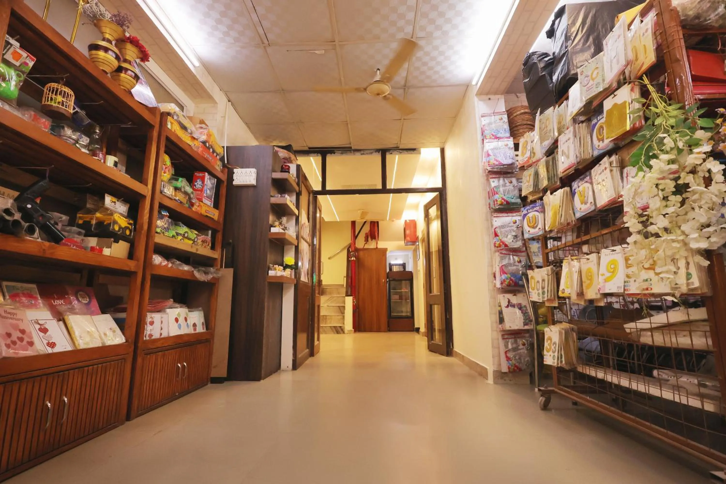 Shopping Area in Hotel King City