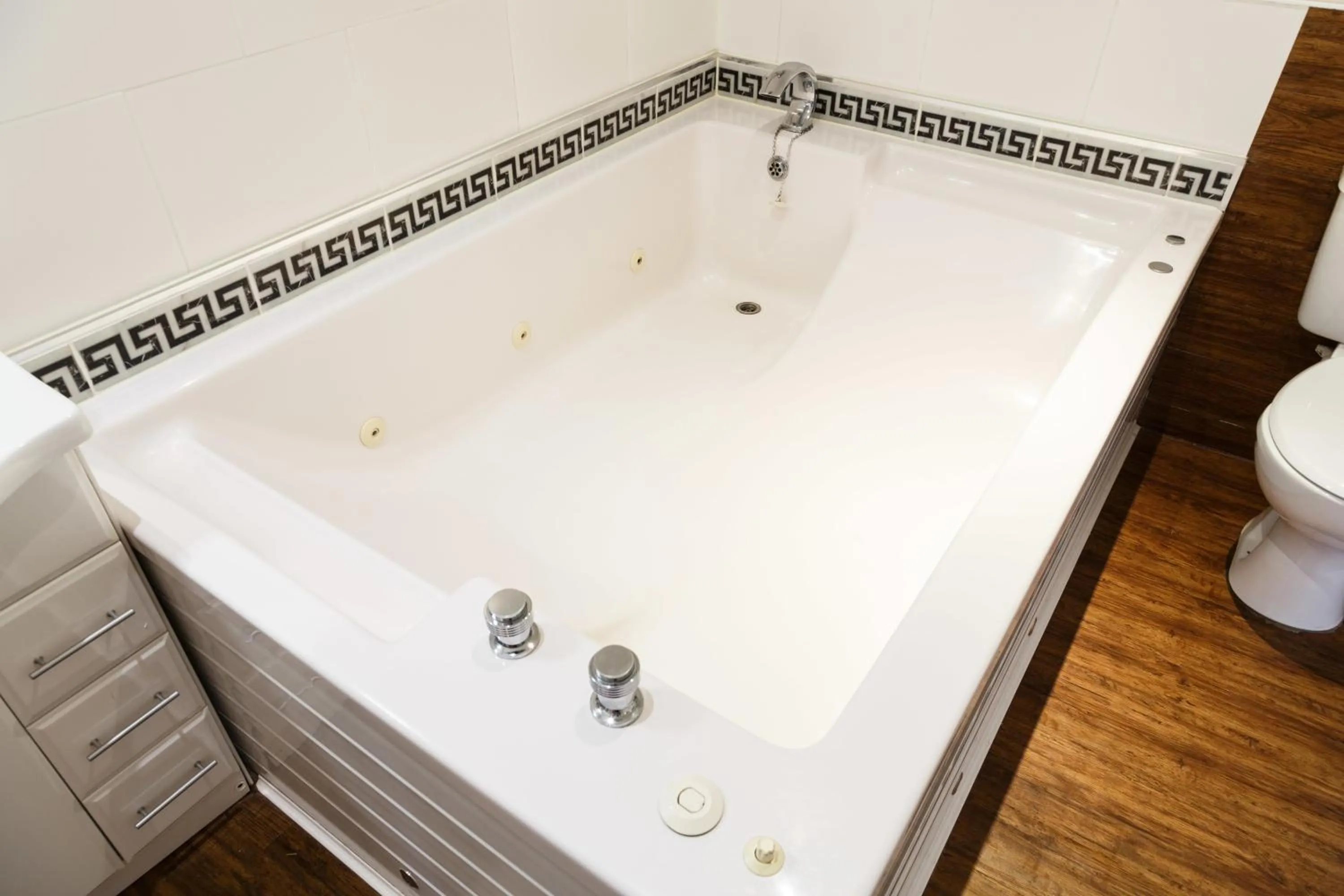 Bathroom in The Belhaven Hotel