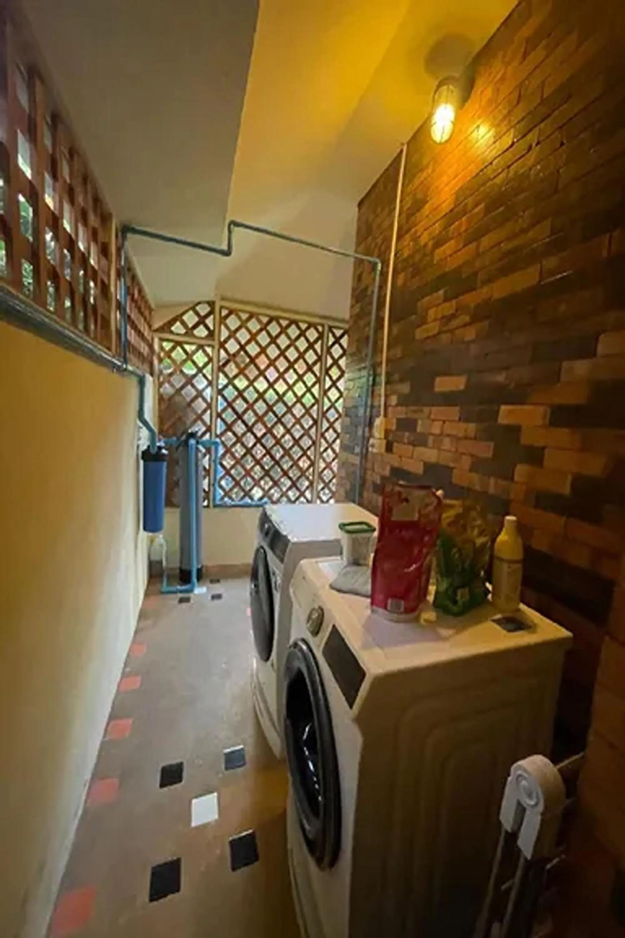 washing machine in Baan Wang Tarn