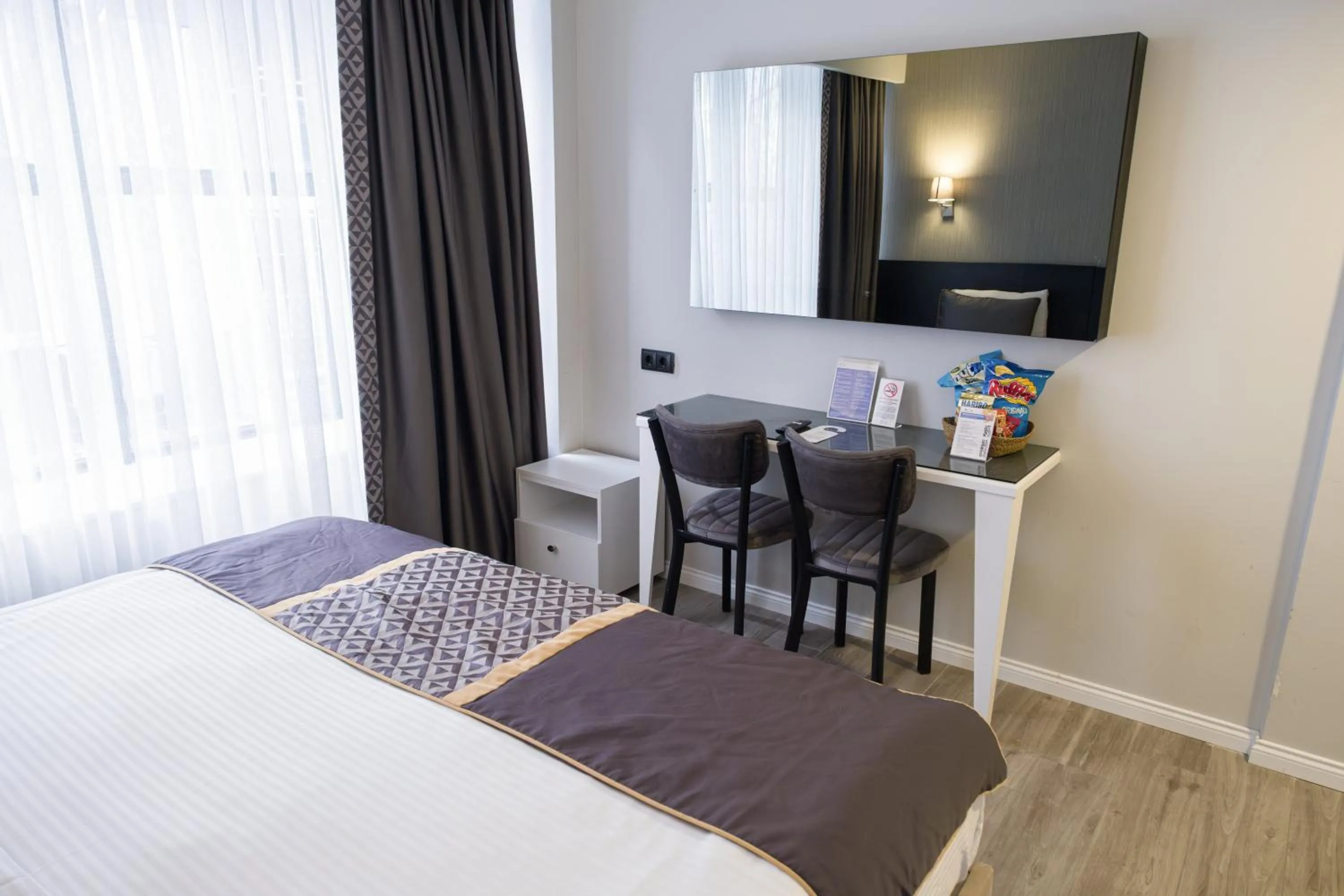 Bed in Riva Hotel Alsancak