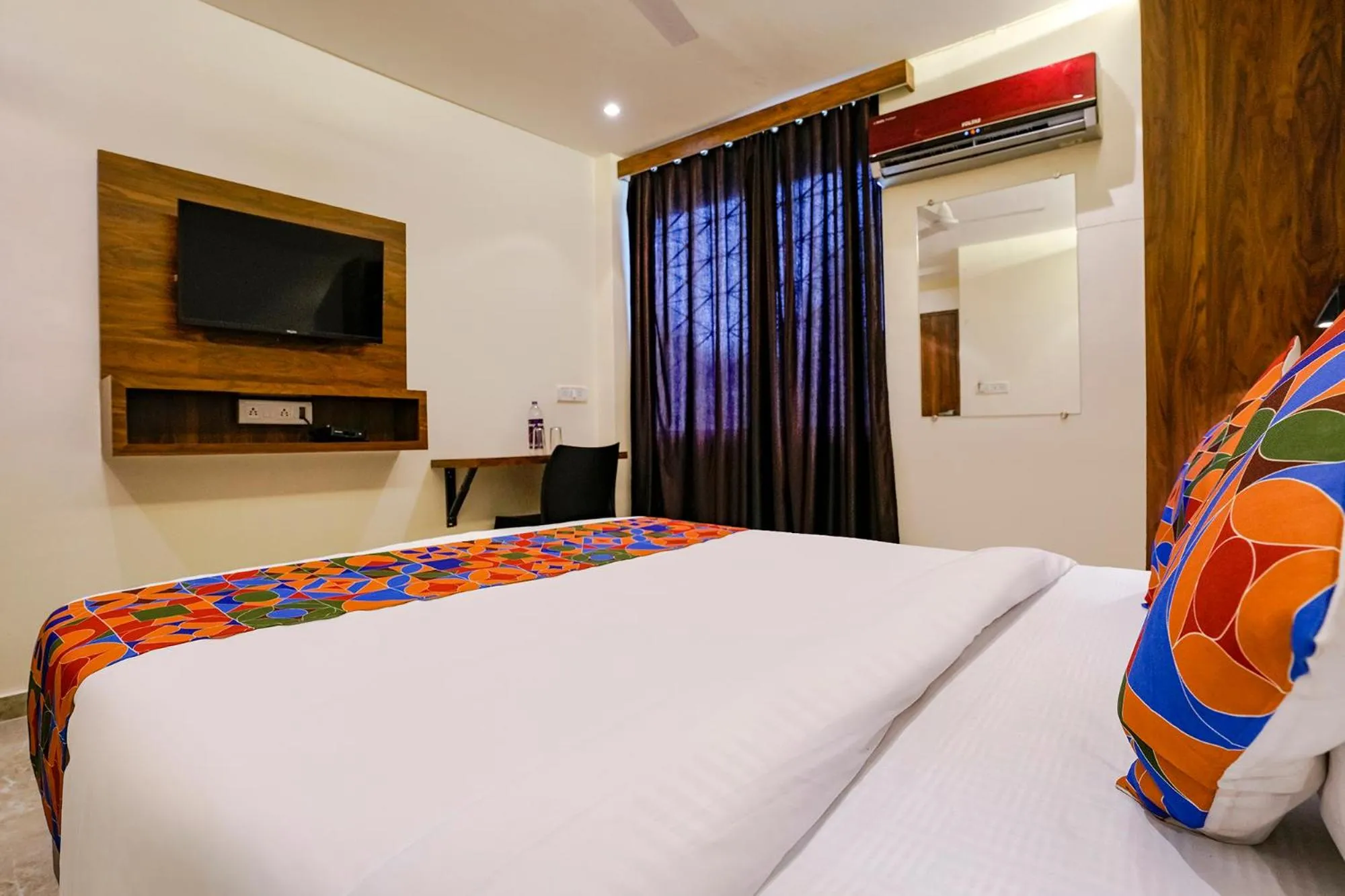 Bed in FabHotel Antlers - Nr Boriwali