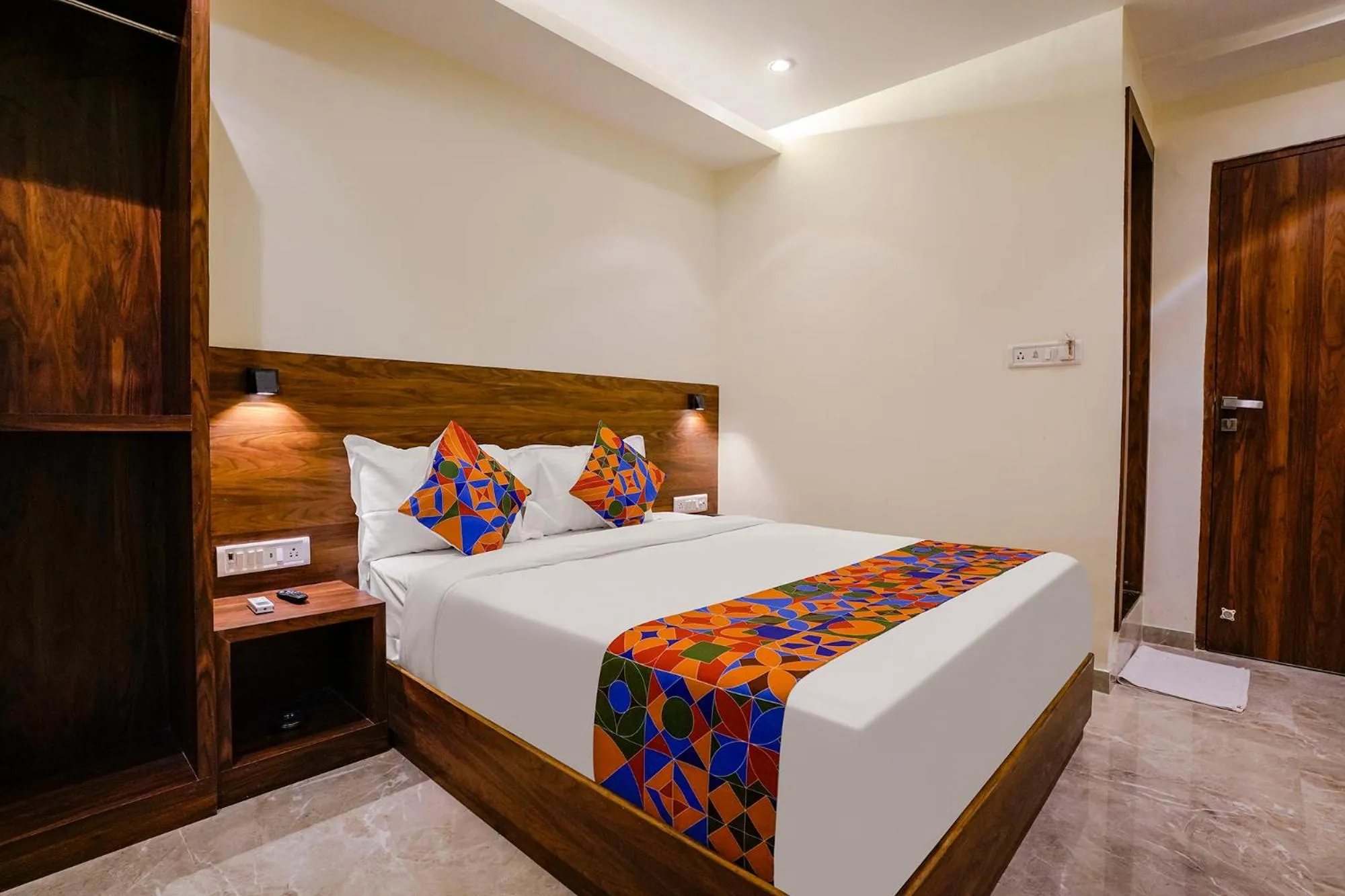 Bed in FabHotel Antlers - Nr Boriwali