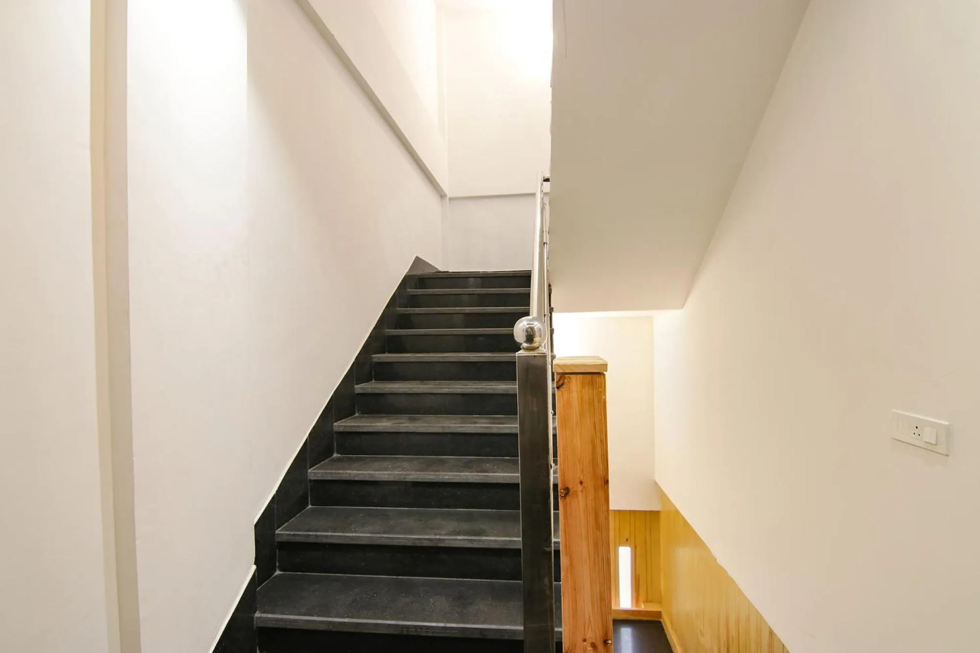 Lobby or reception in FabHotel Prism Grand