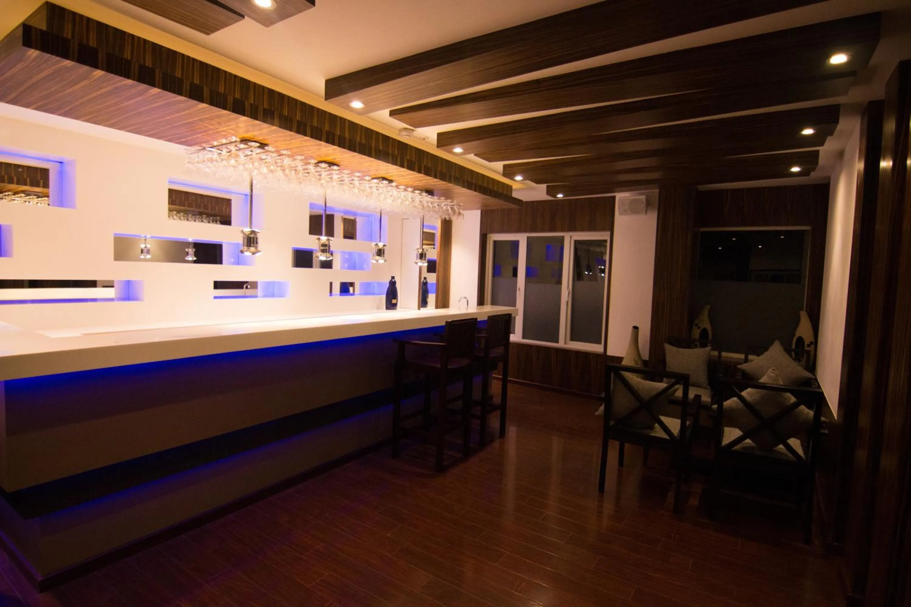 Lounge or bar in Le Poshe, Kodaikanal