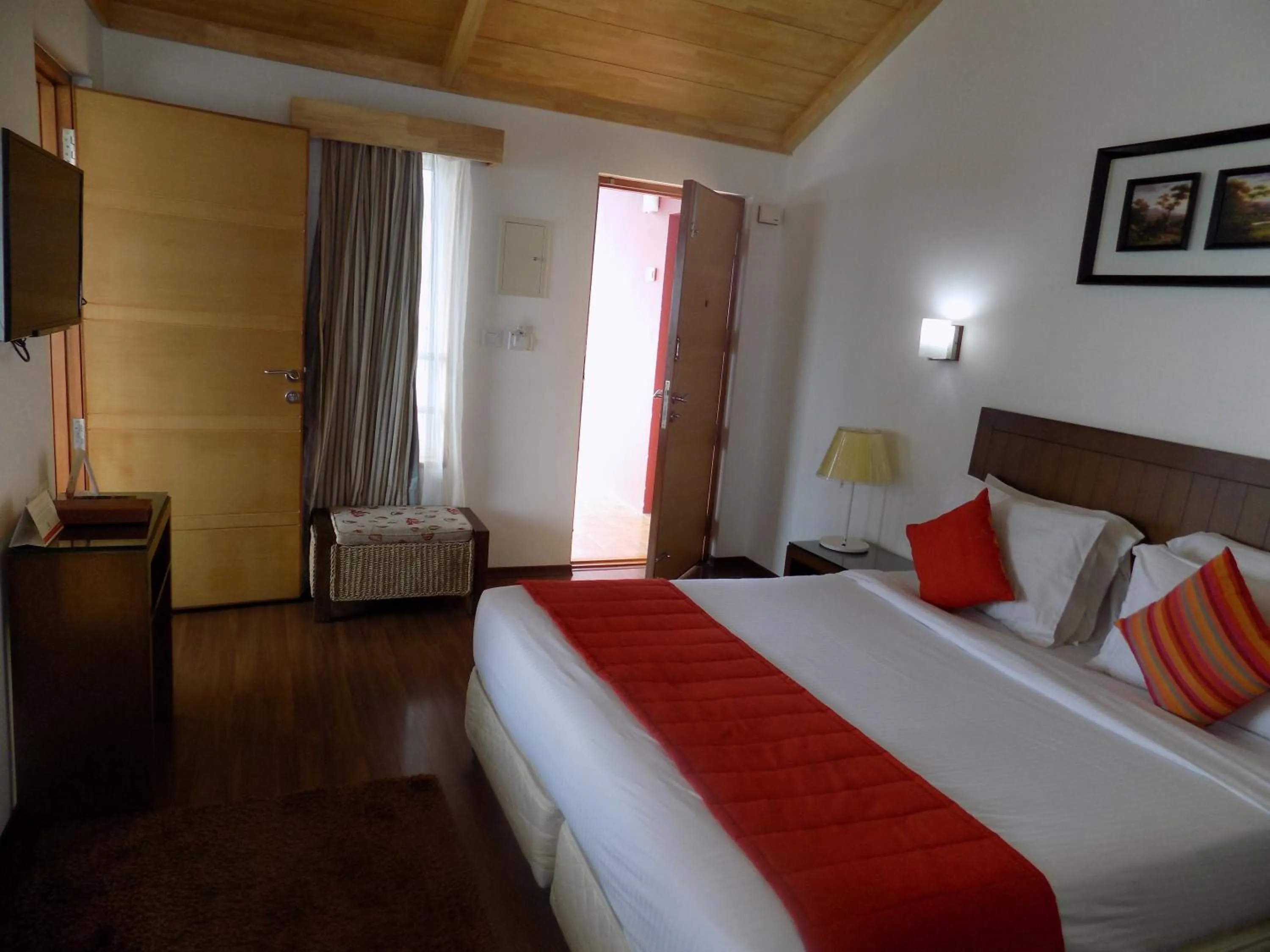 Day, Bed in Le Poshe, Kodaikanal