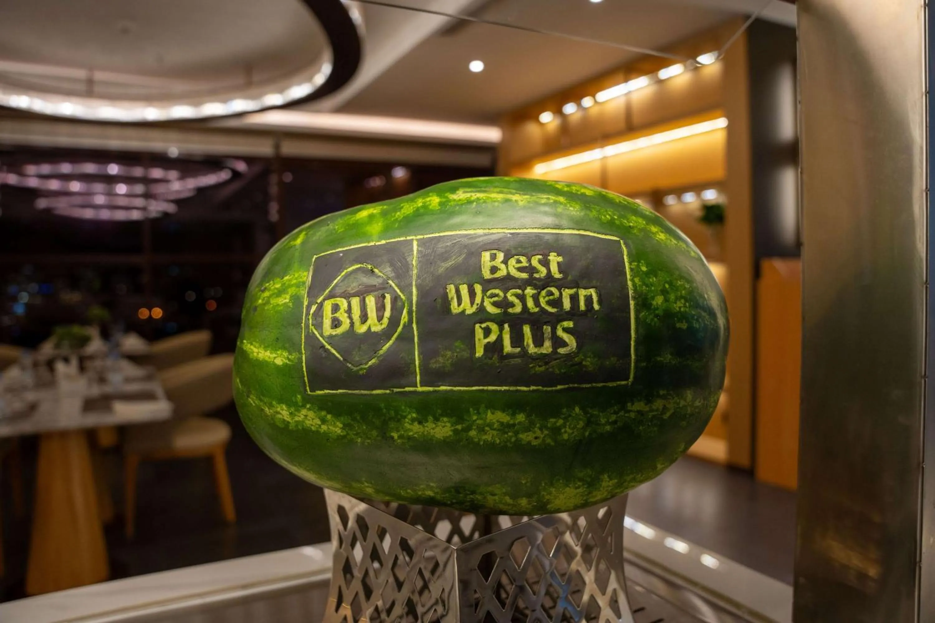 Food and drinks in Best Western Plus Danat Almansak Hotel