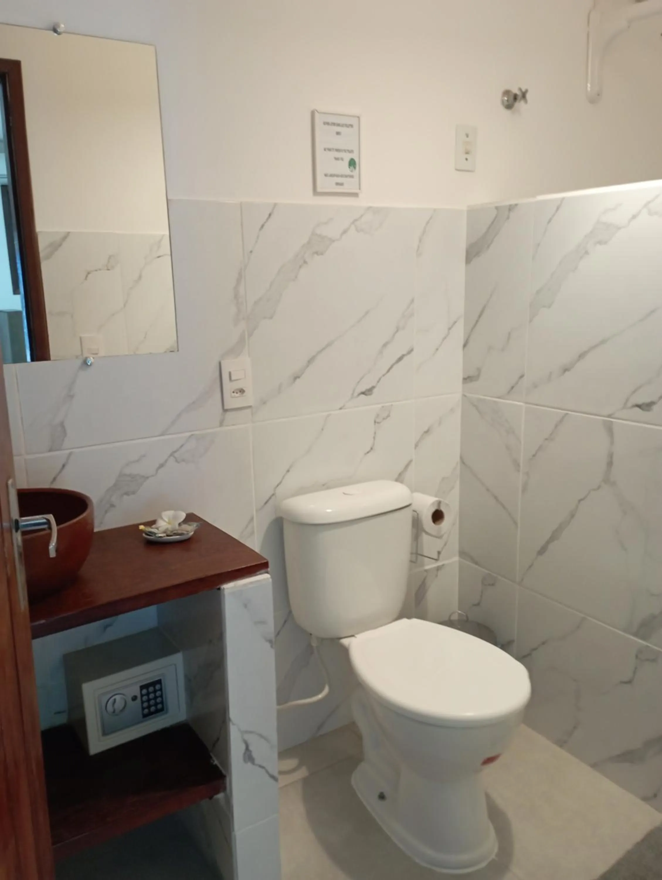 Toilet in Pousada Casa Do Cocotier