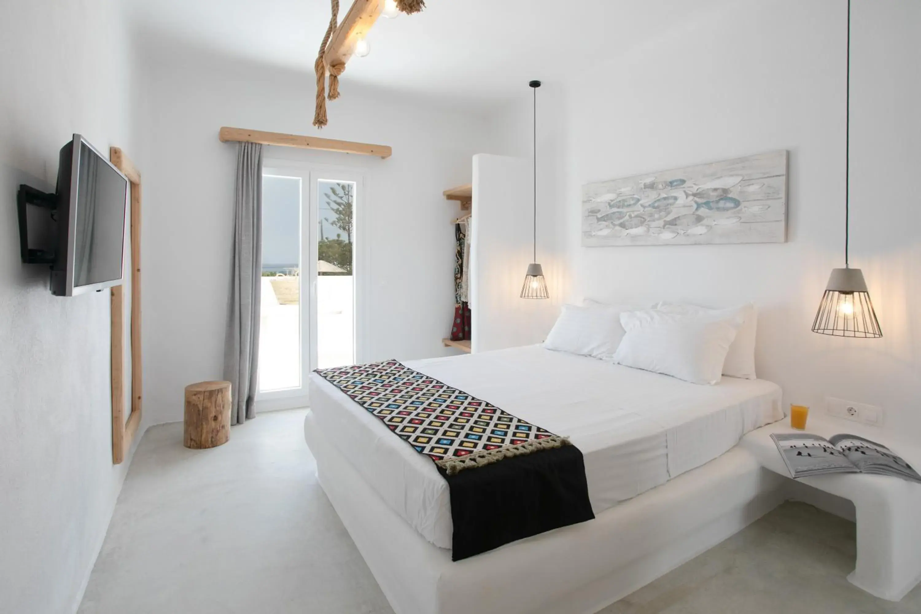 Elegant Maisonette with Panoramic View and Outdoor Hot Tub in Irida Vacation Suites Elegant Maisonette with Panoramic View and Outdoor Hot Tub in Irida Vacation Suites