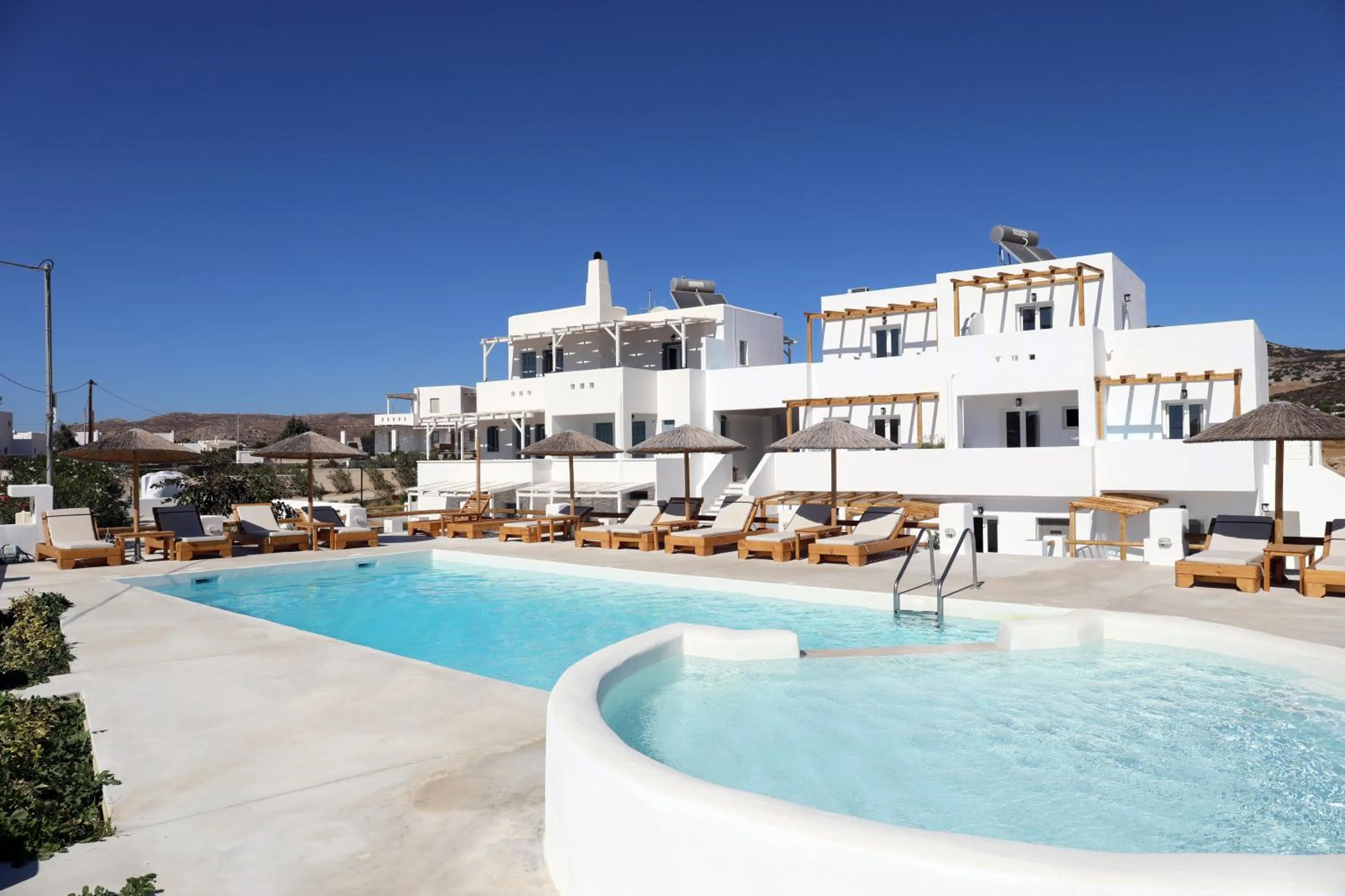 Property building in Irida Vacation Suites