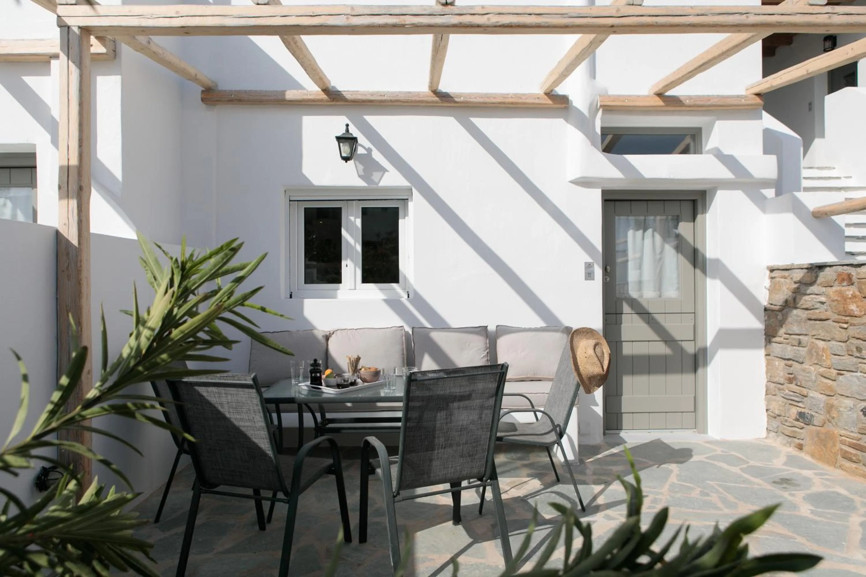 Property building in Irida Vacation Suites