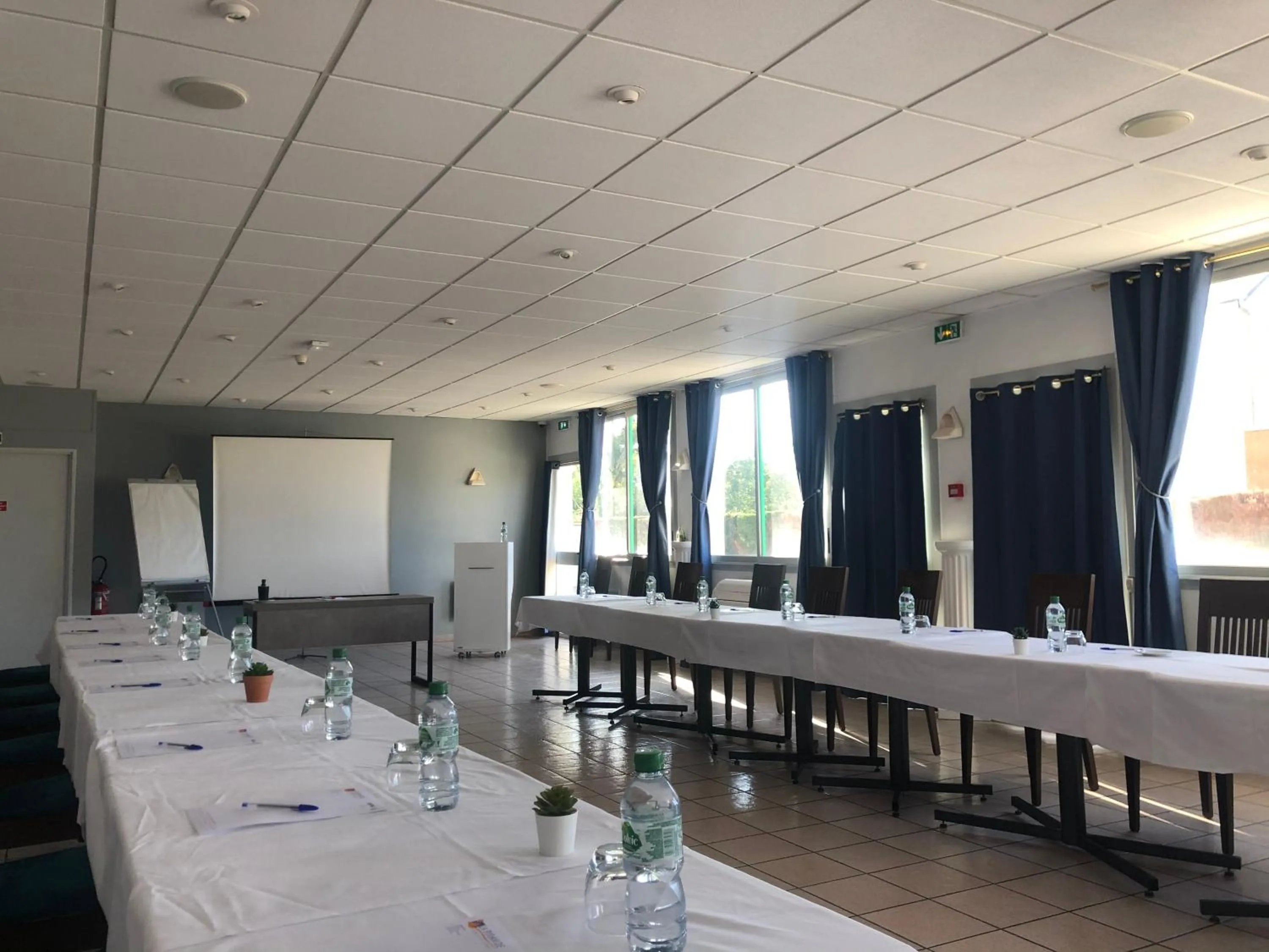 Restaurant/places to eat in Cit'Hotel LA PYRAMIDE