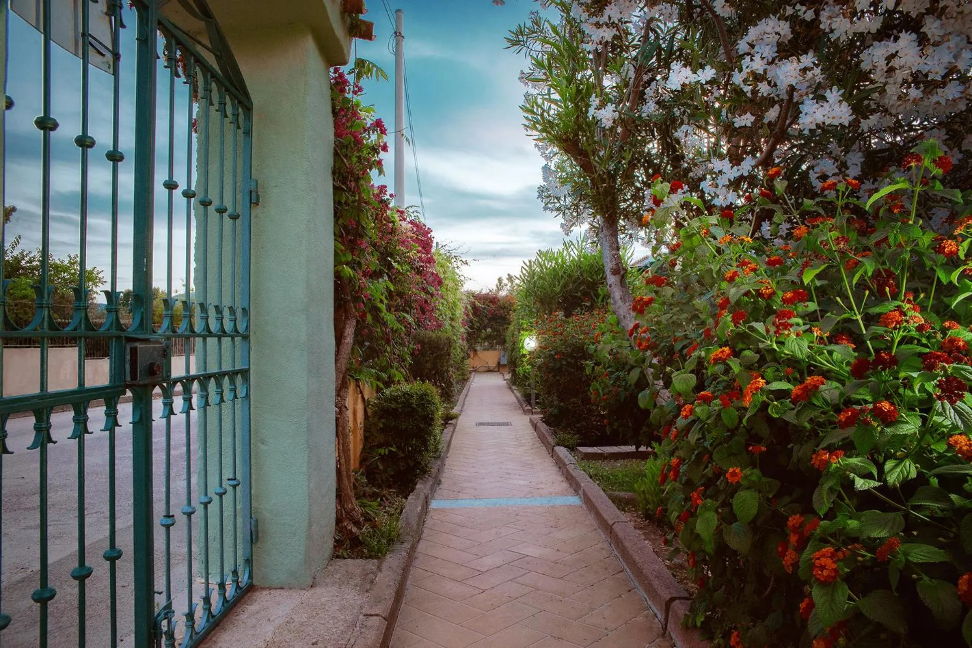 Garden view in Residence Verde Mare Official Site