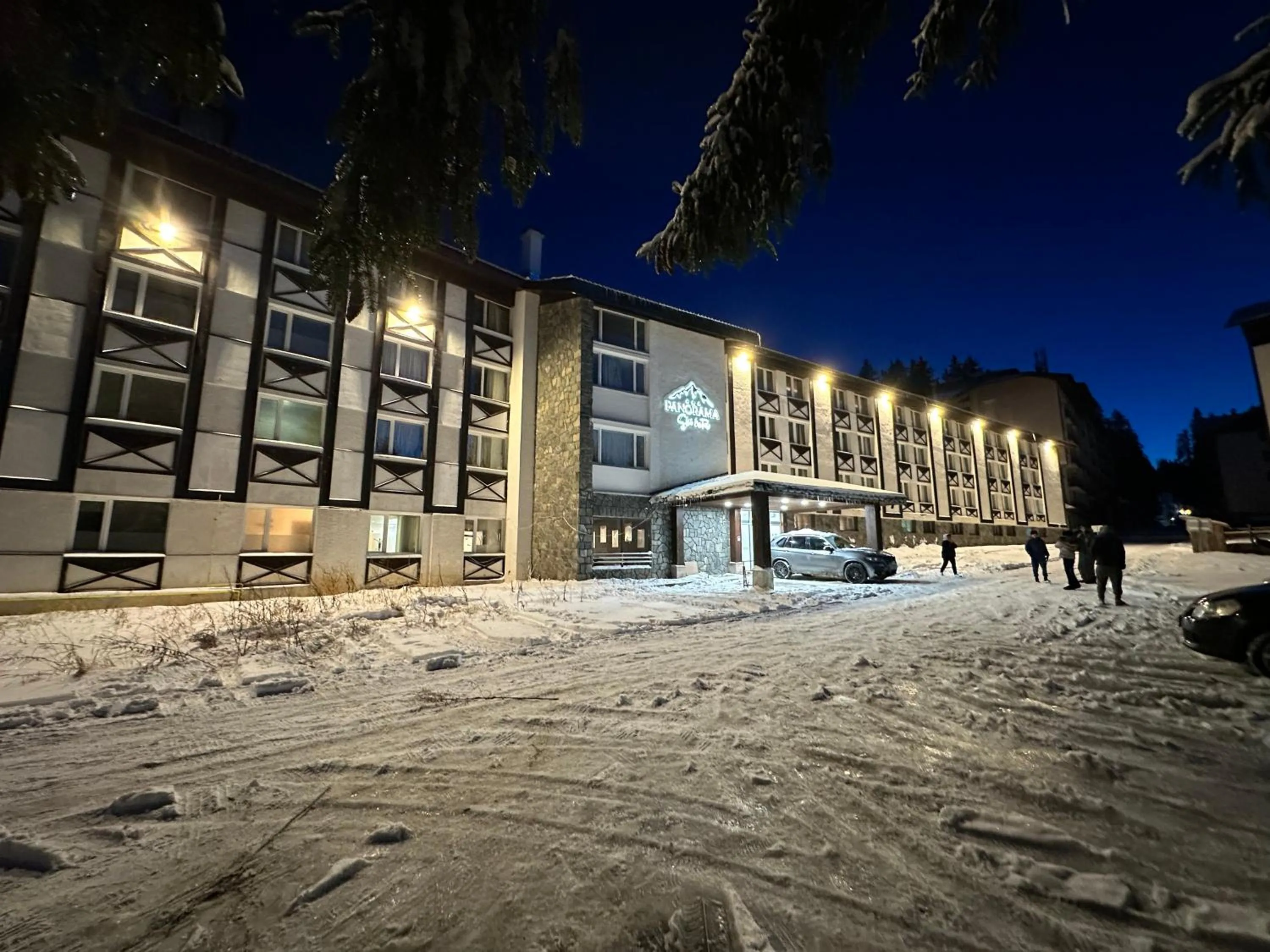 Night in Hotel Panorama Ski