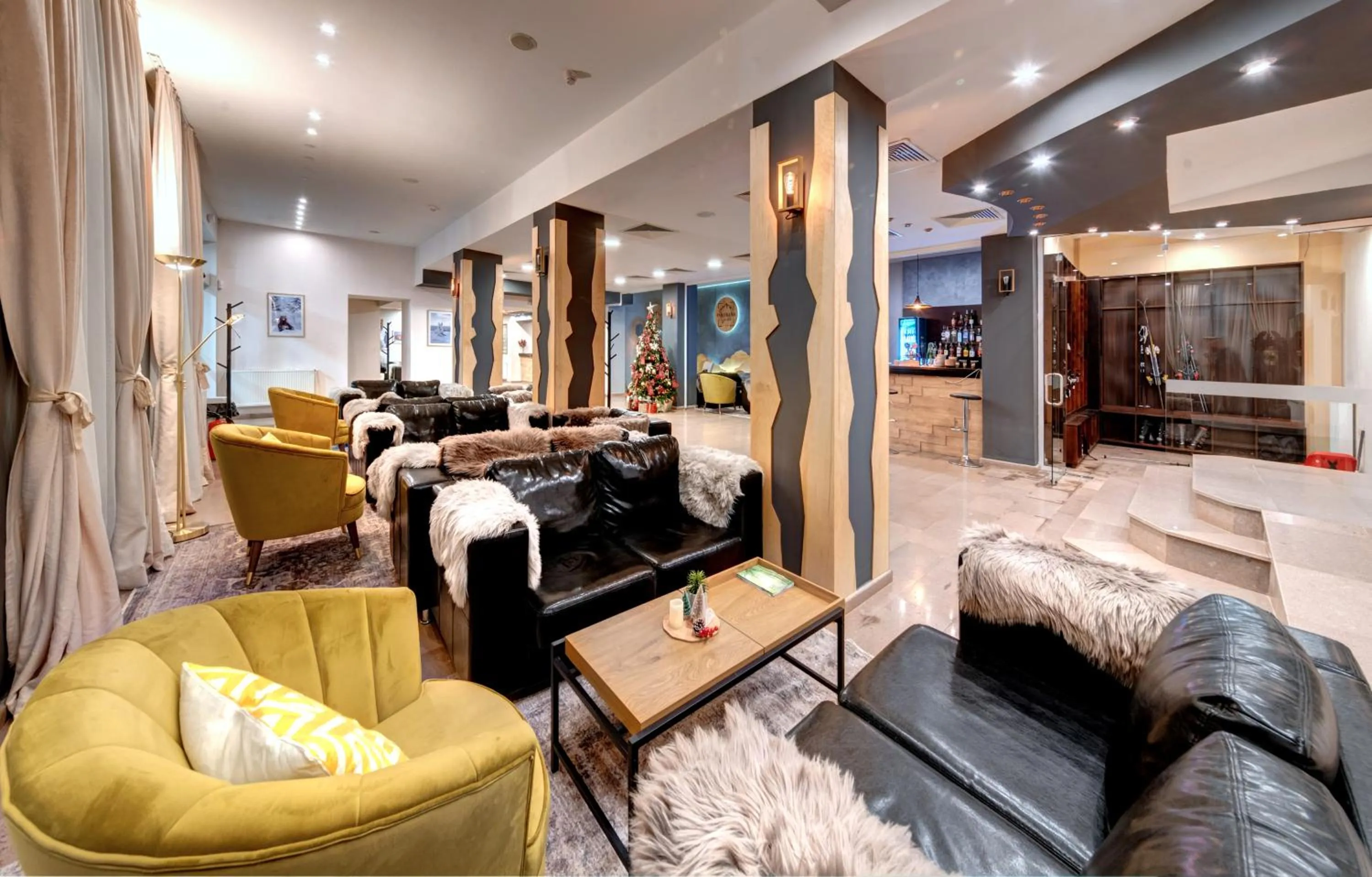 Lobby or reception in Hotel Panorama Ski