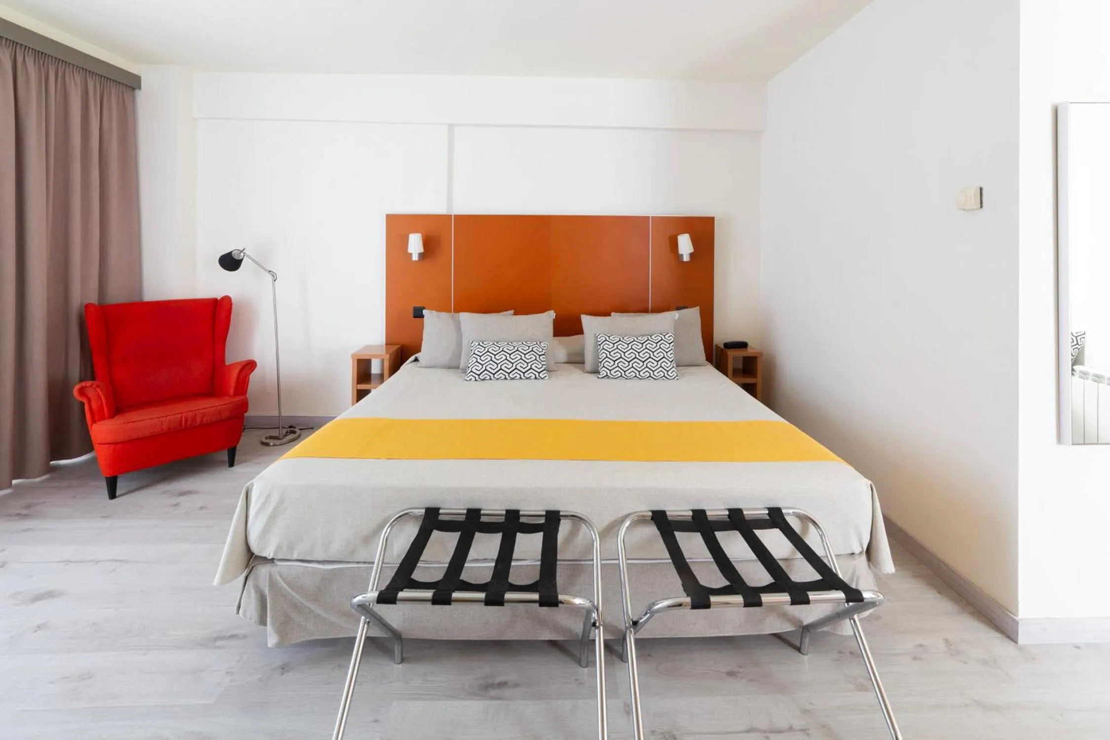 Bed in Hotel Oasis Plaza