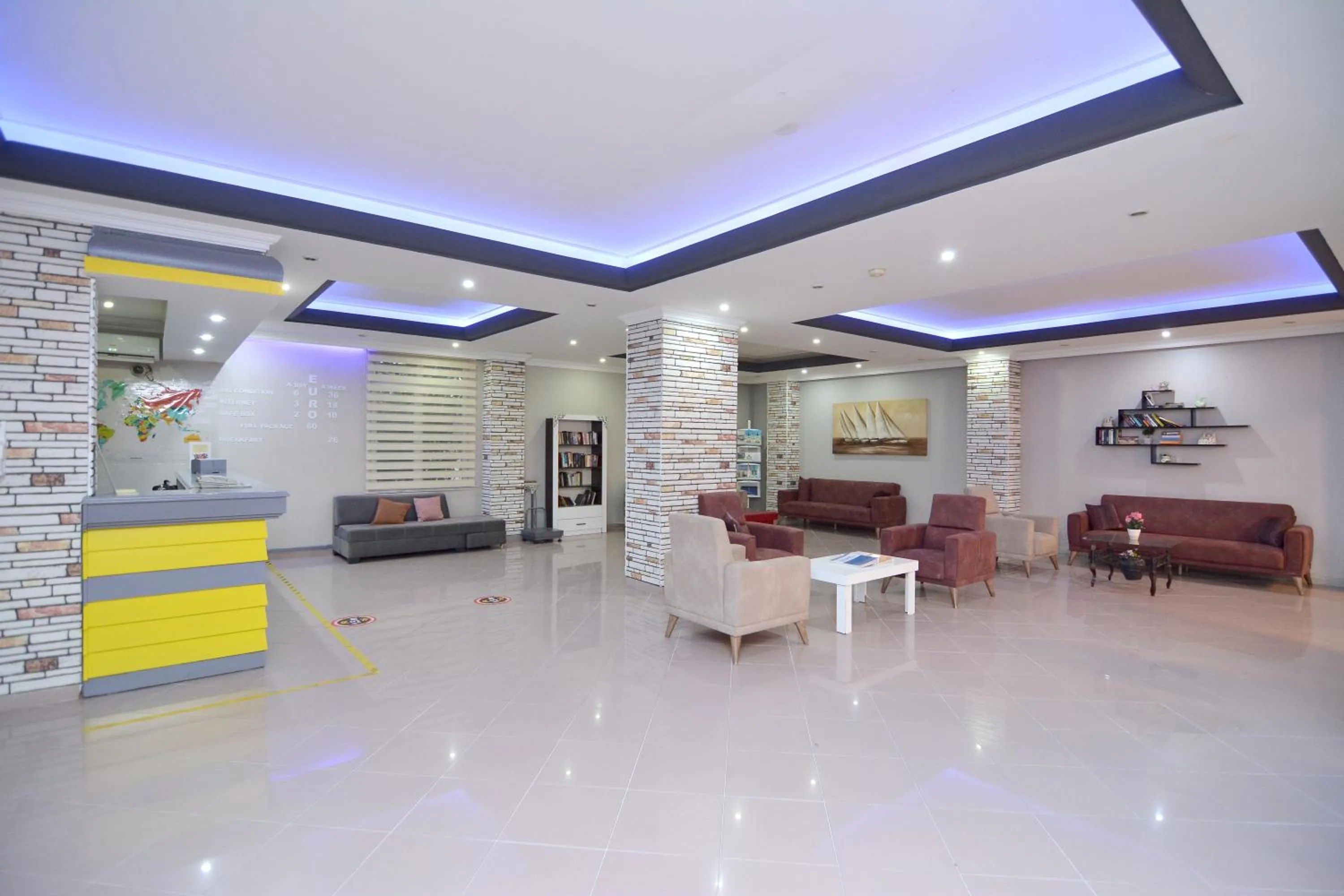 Lobby or reception in Rose Garden Apart Hotel