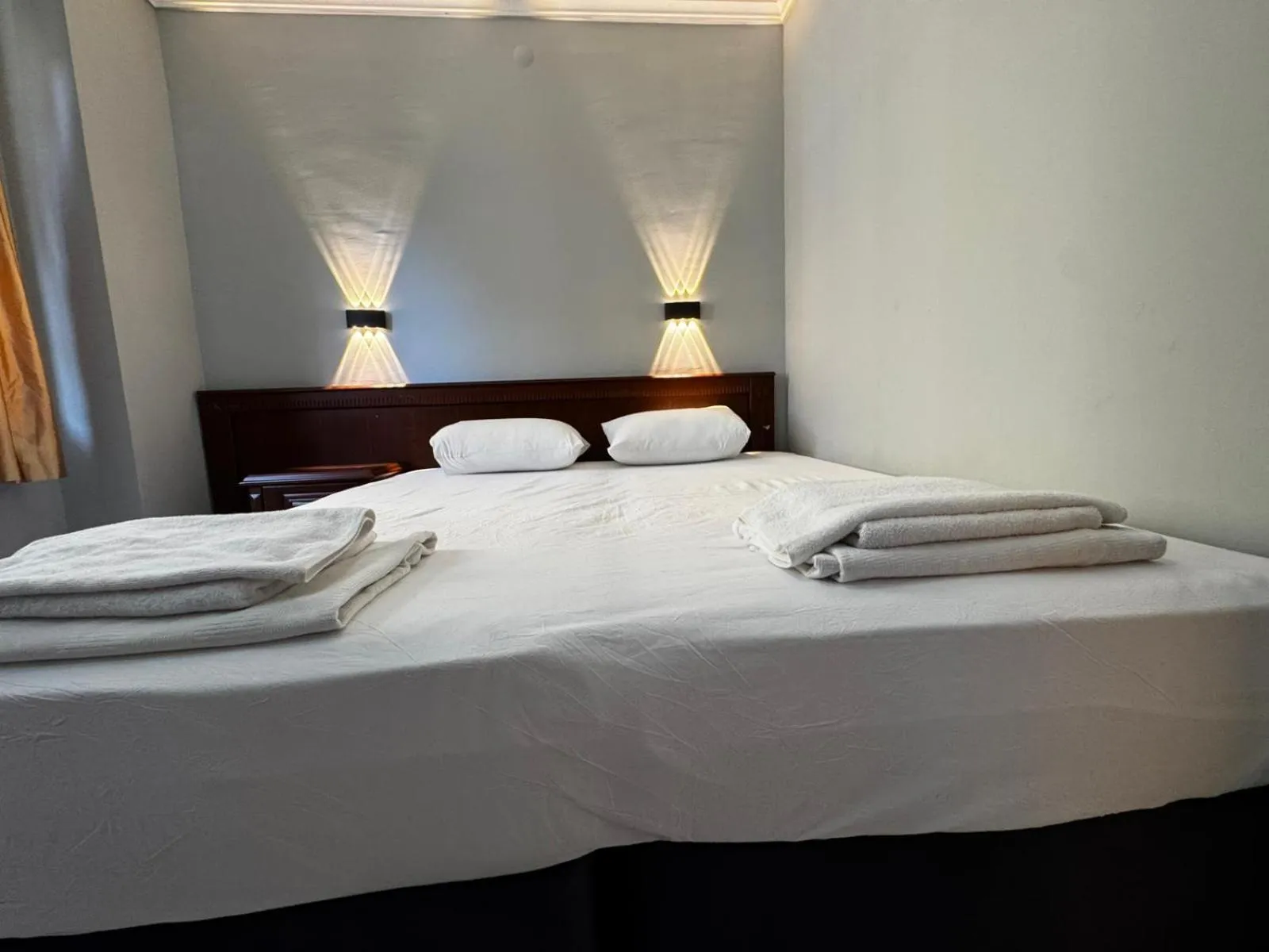 Bed in Rose Garden Apart Hotel