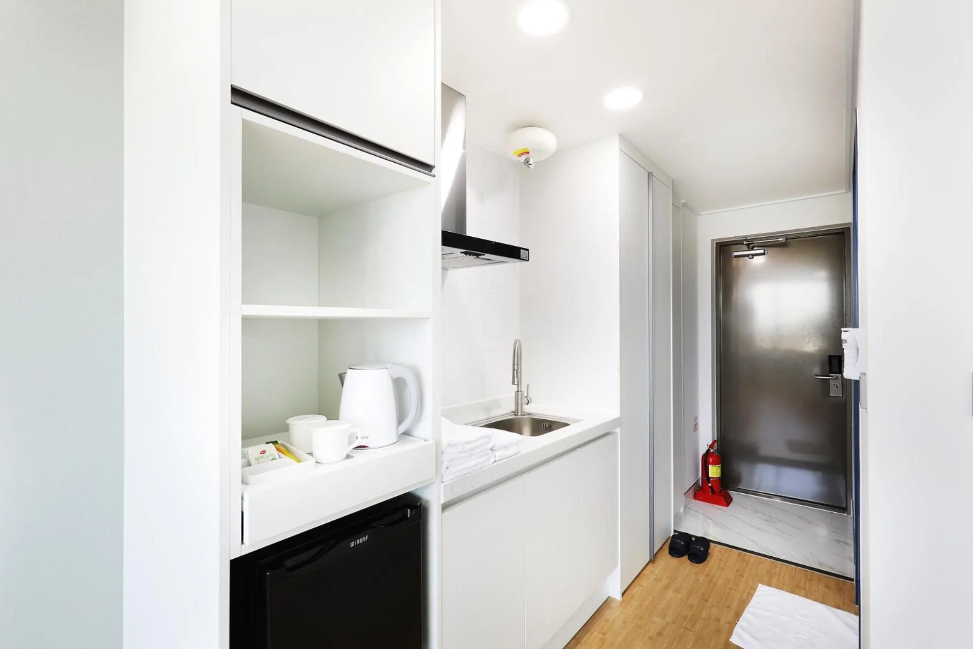 Kitchen or kitchenette in Mokpo Ocean Hotel