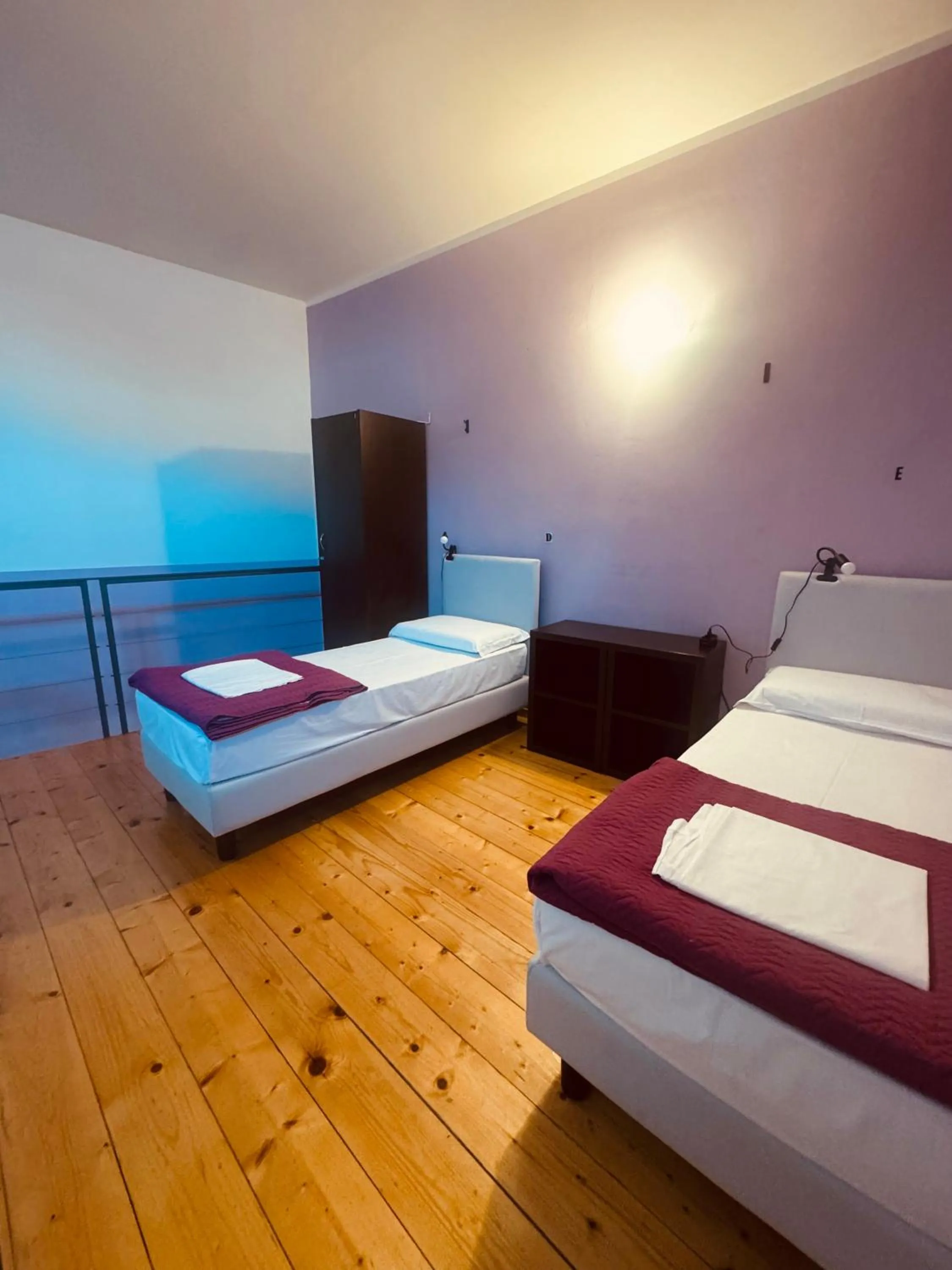 Bed in Emerald Palace