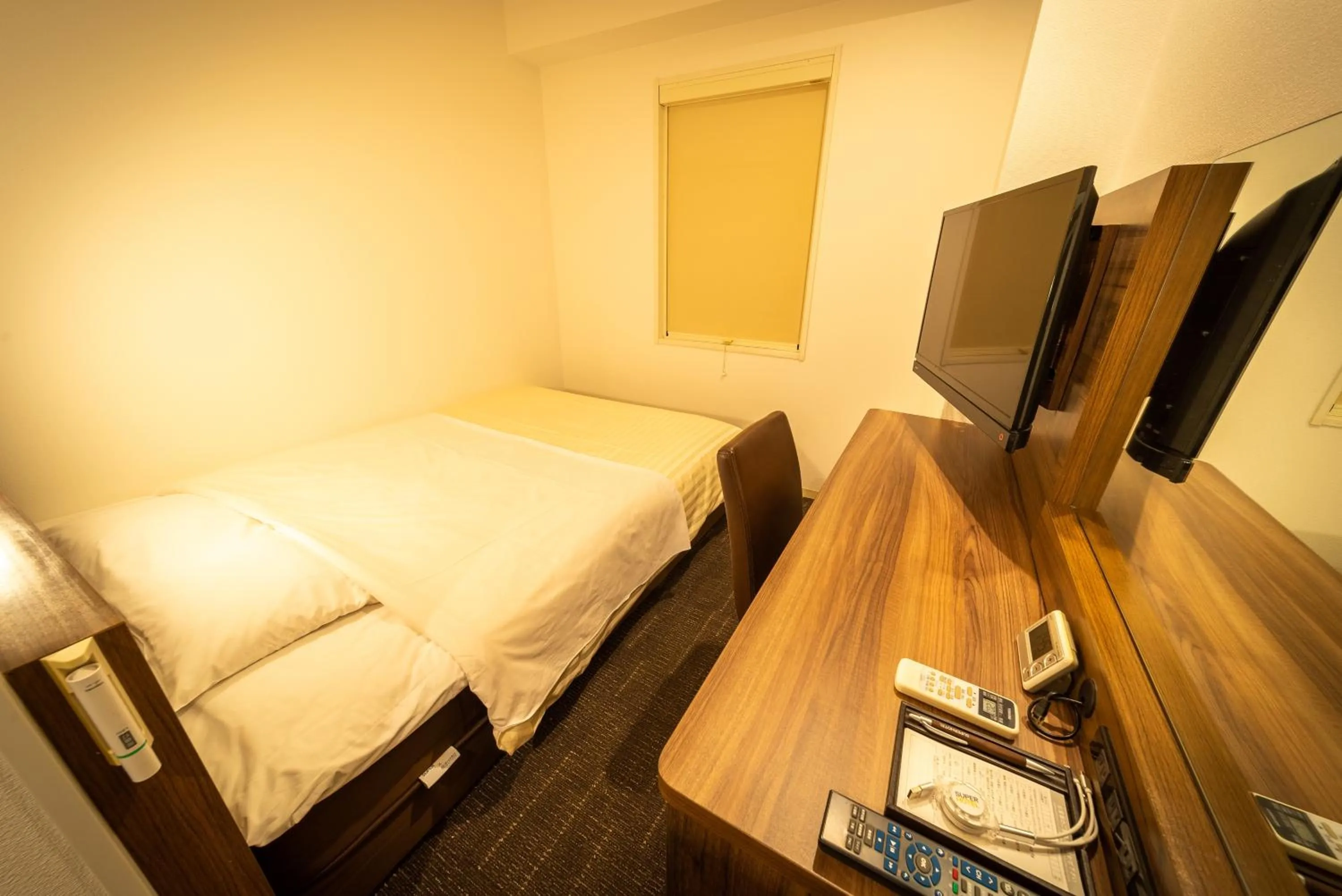 Bed in Super Hotel Tokyo JR Tachikawa Kitaguchi