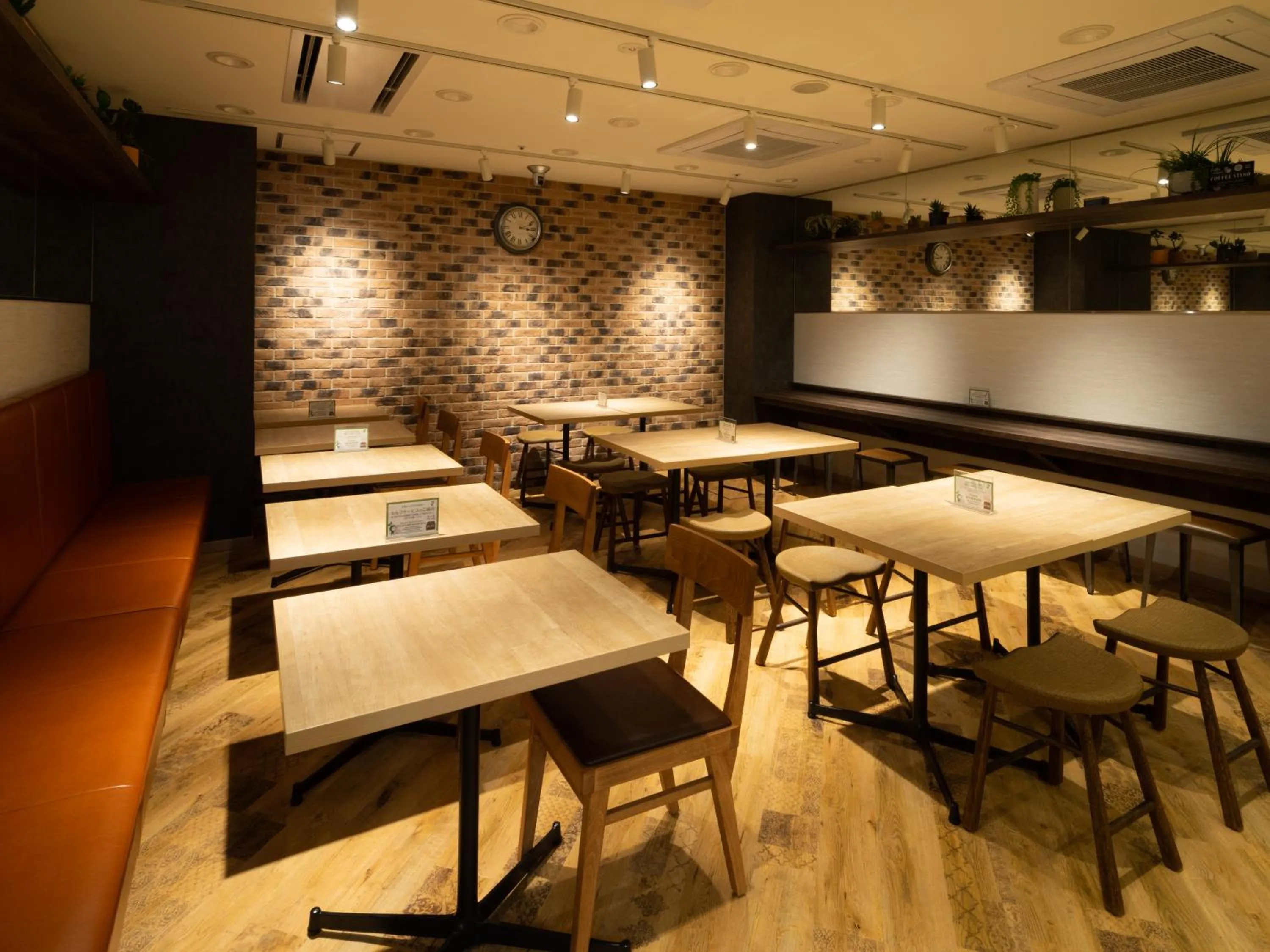 Lobby or reception in Super Hotel Tokyo JR Tachikawa Kitaguchi