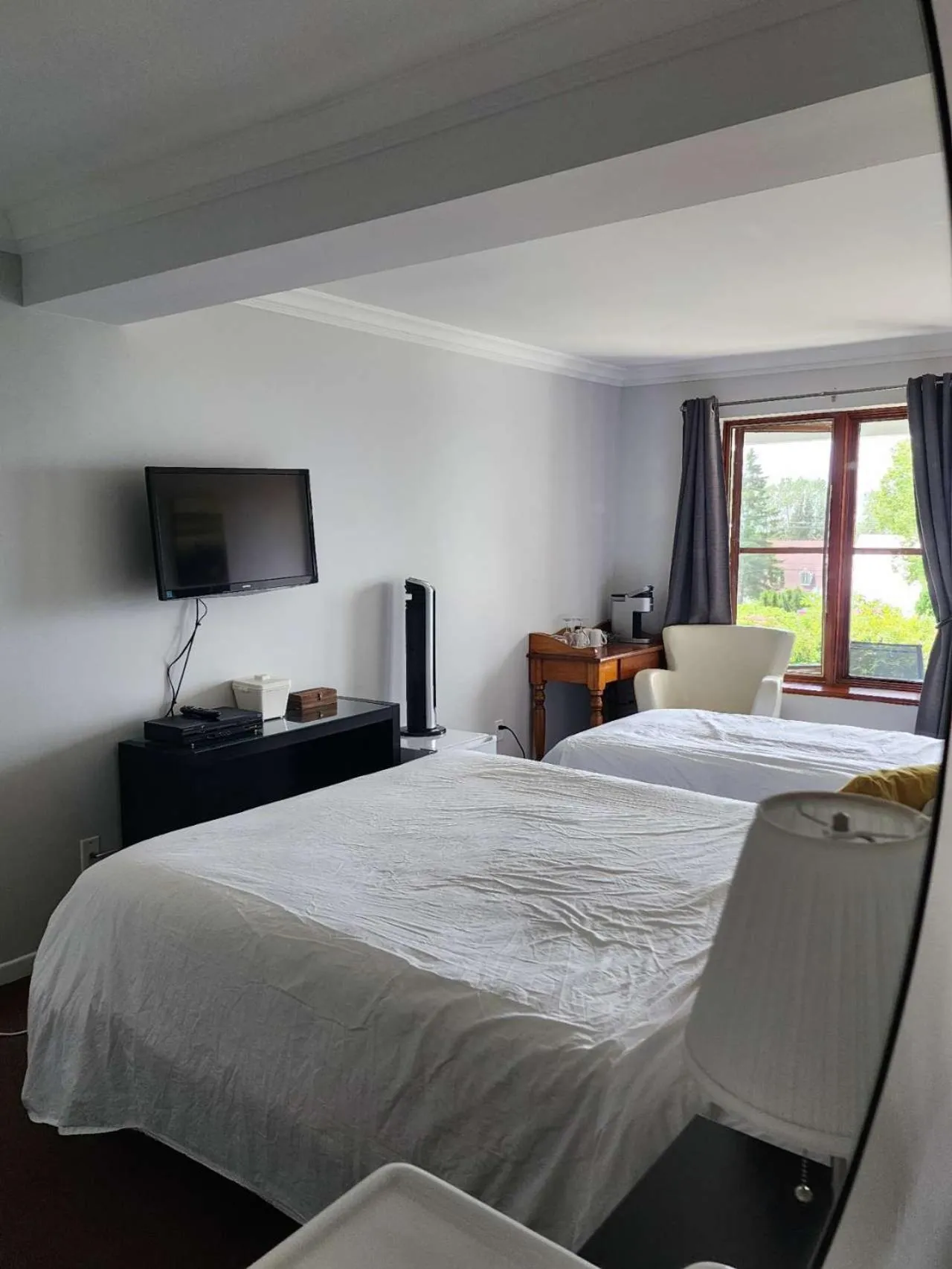Bedroom in Auberge des Nuages
