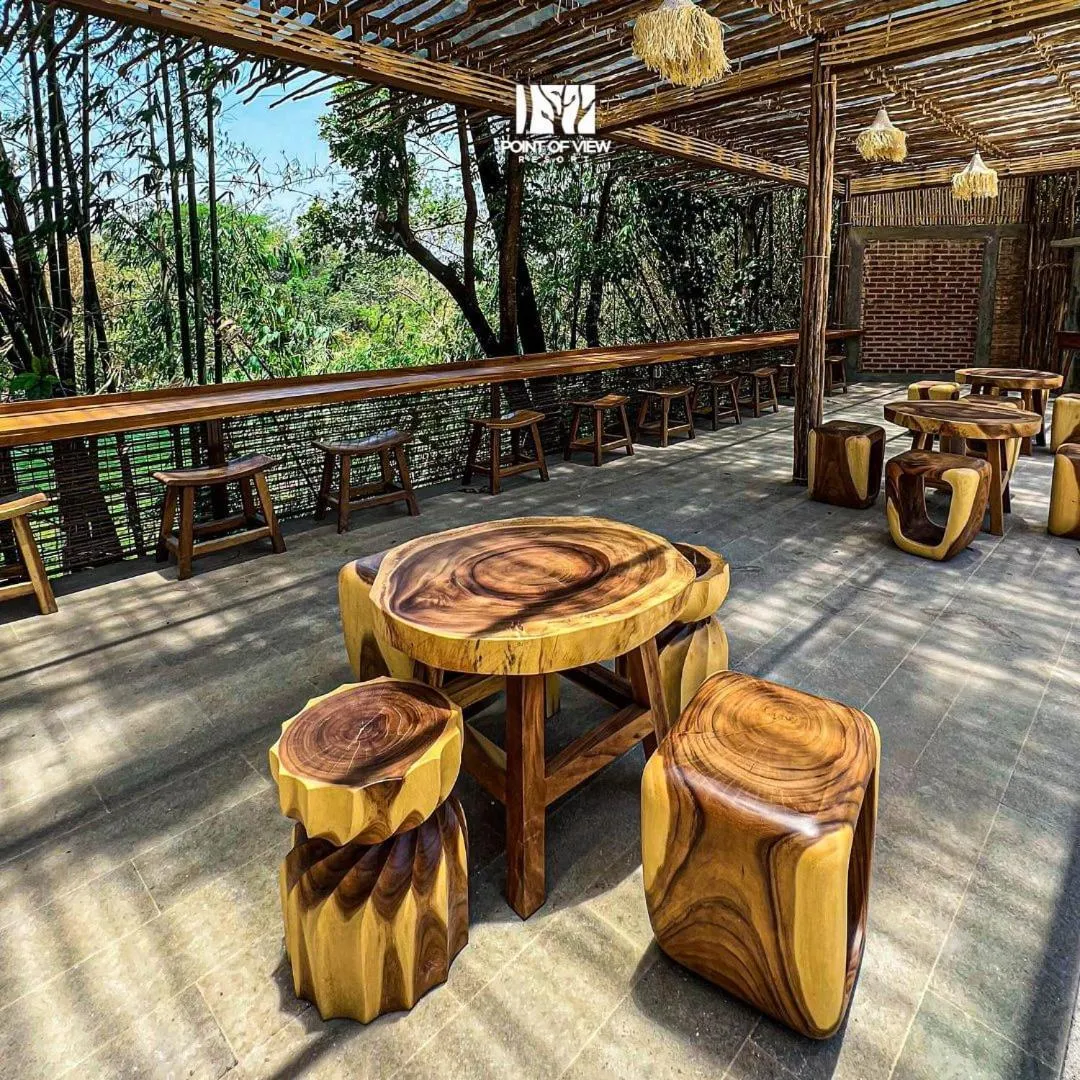 Restaurant/places to eat in Point of View Hotel & Resort Majalengka