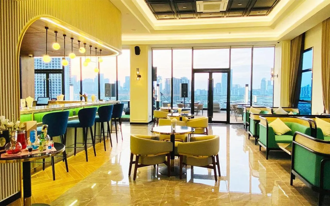 Restaurant/places to eat in SIHA Hotel & Casino