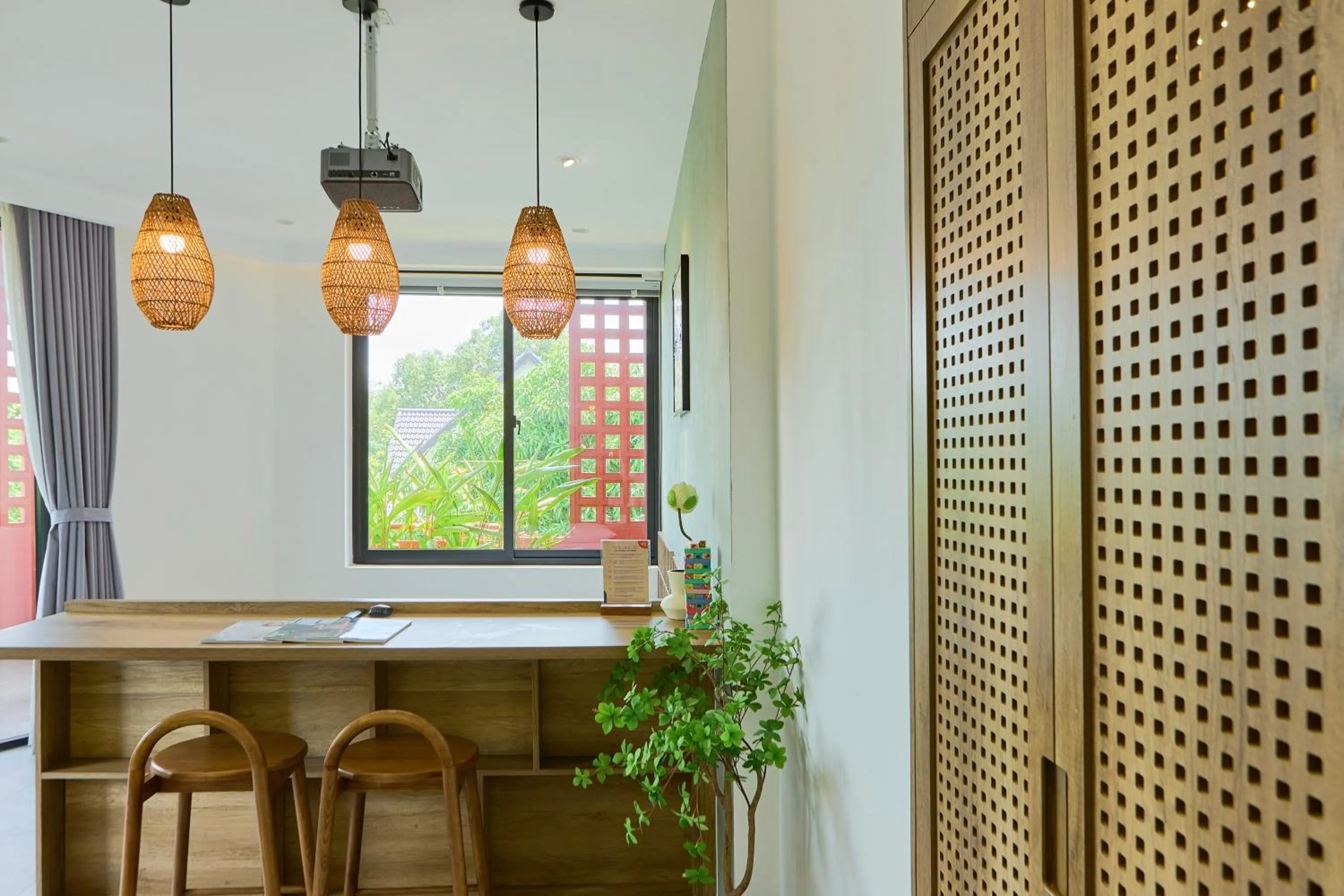 Balcony/Terrace in Kin Wander Tân Phong, The Moonage