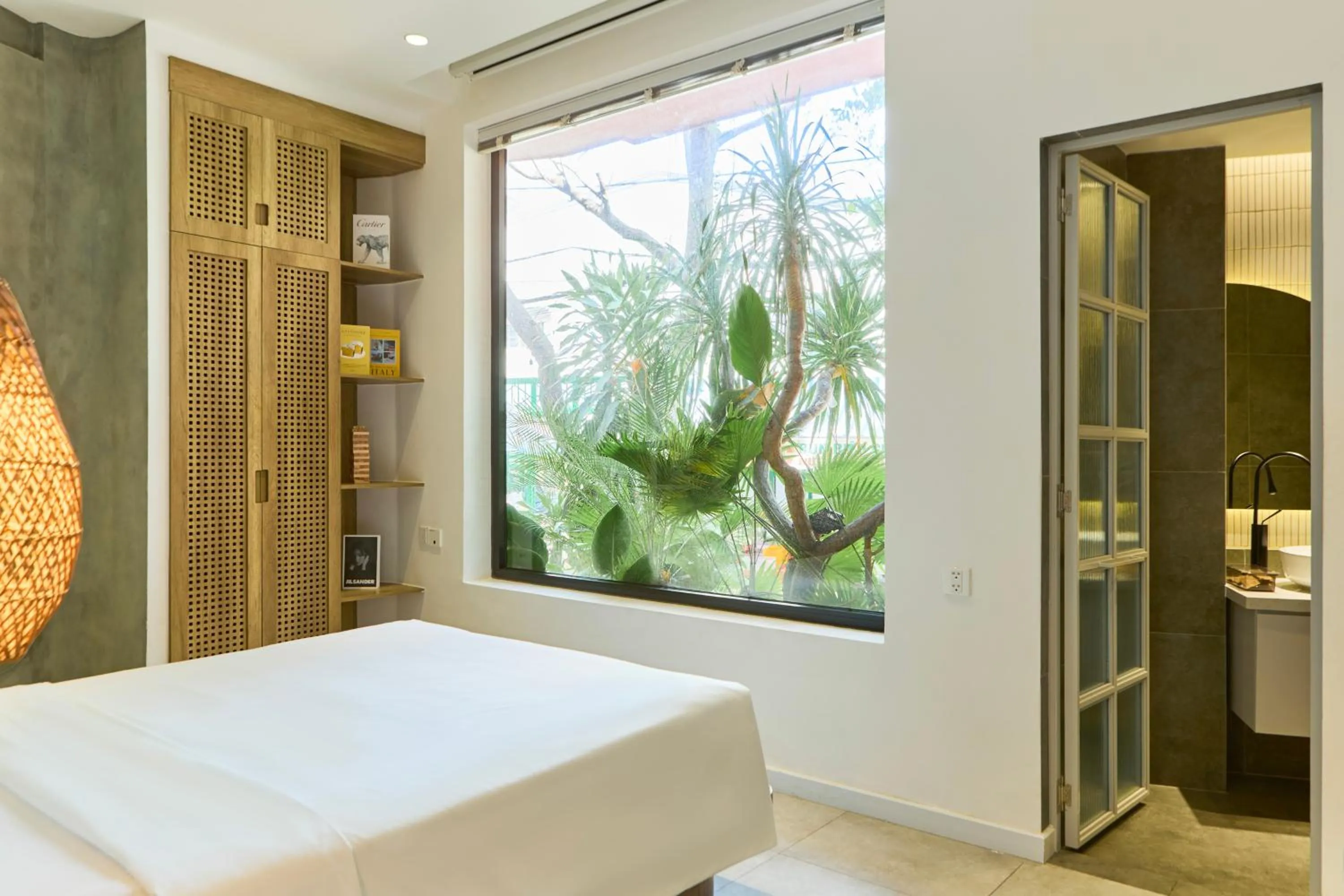 Photo of the whole room, Bed in Kin Wander Tân Phong, The Moonage