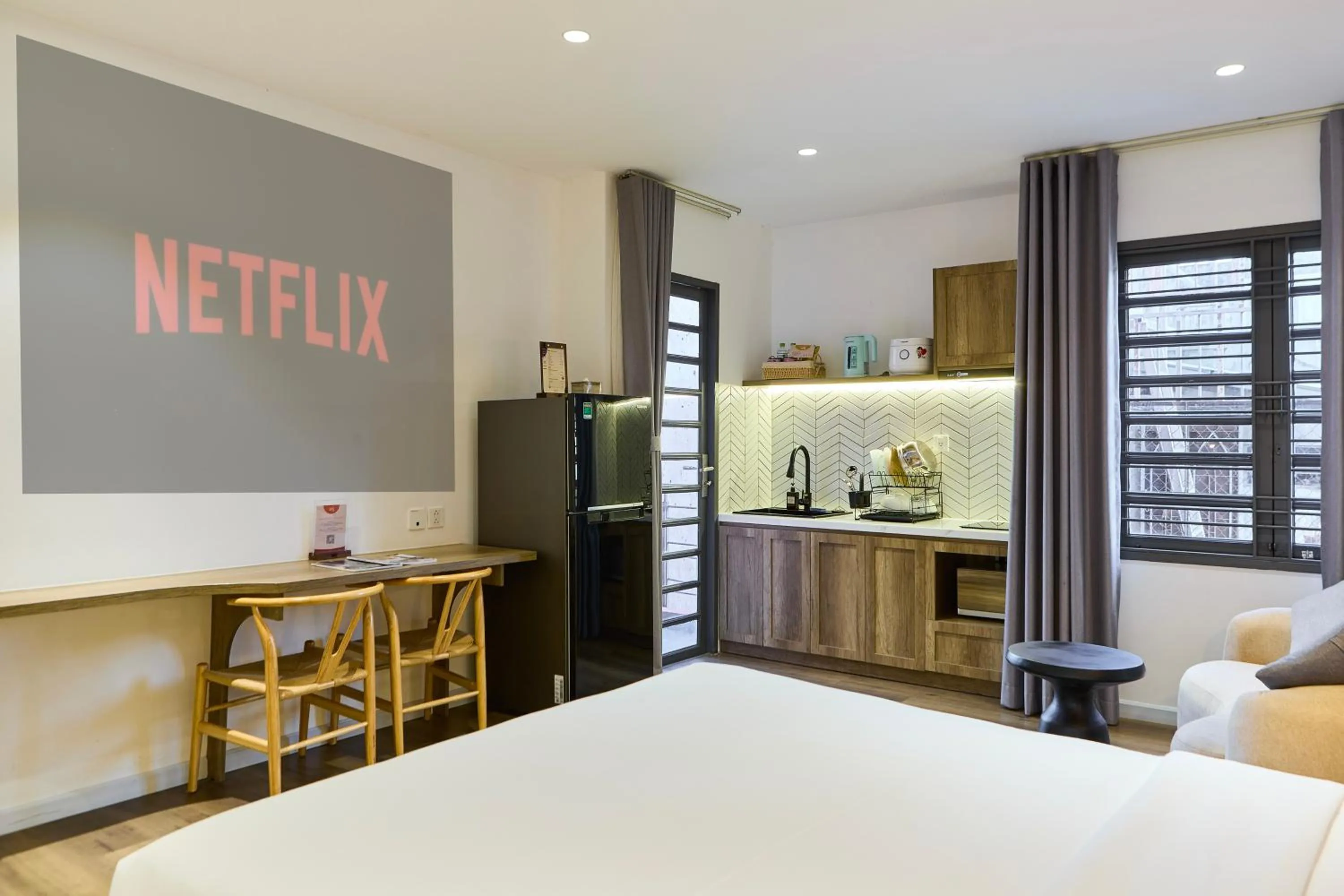 Kitchen or kitchenette, Bed in Kin Wander Tân Phong, The Moonage