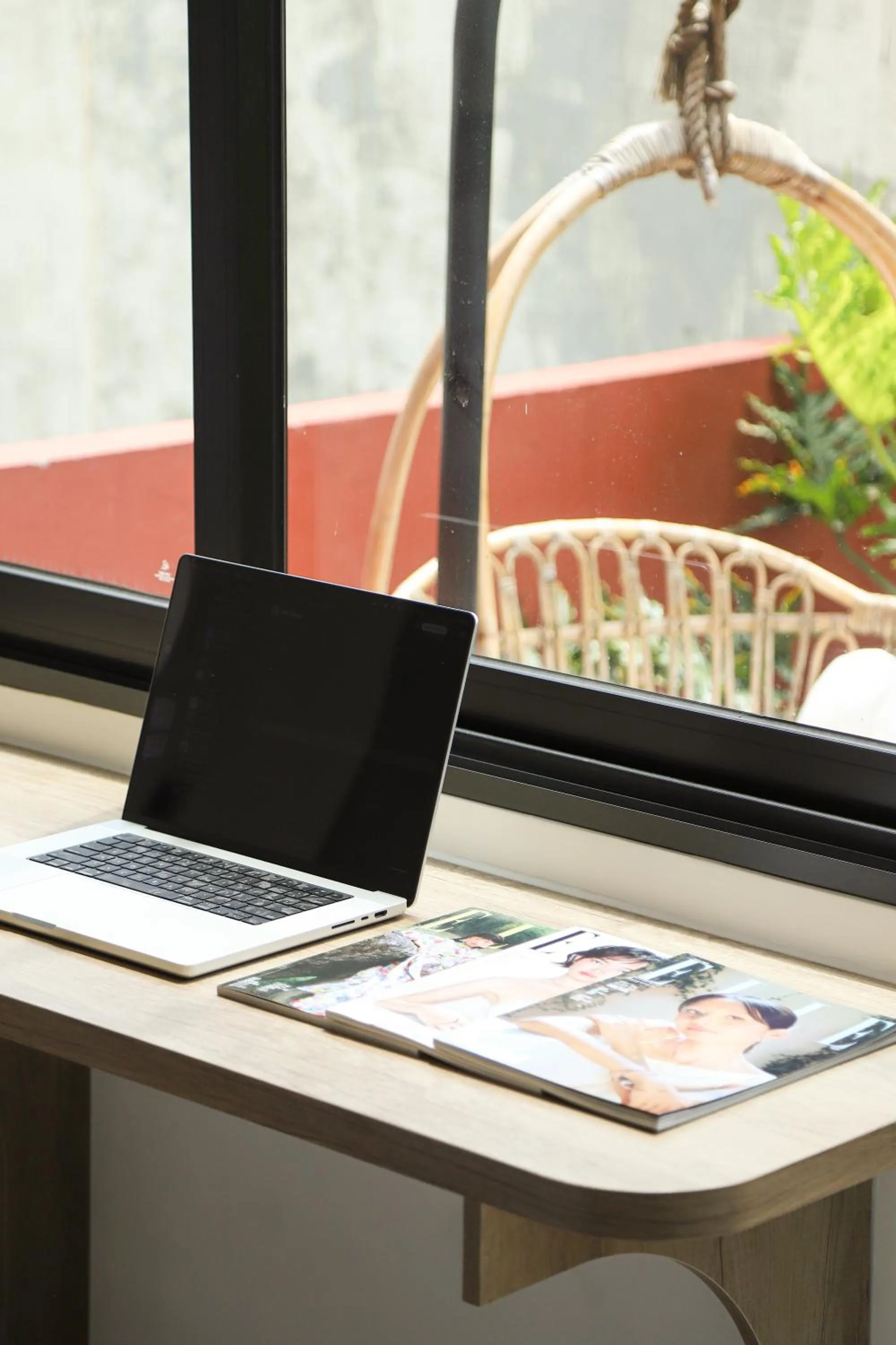 Business facilities in Kin Wander Tân Phong, The Moonage