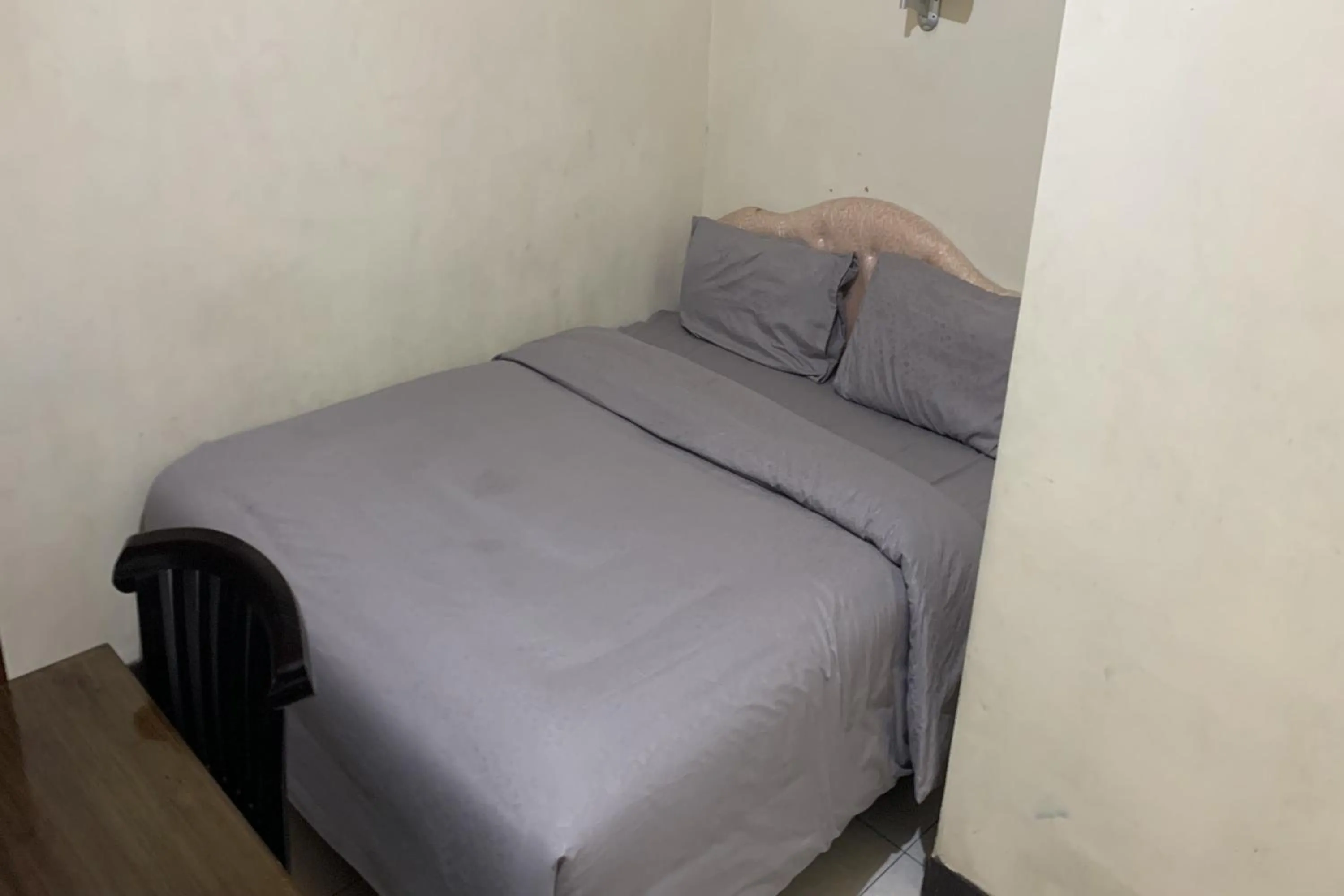 Bed in Ketapang Residence Powered Nature