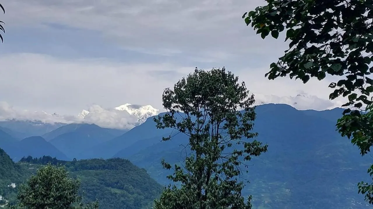 Mountain view in Norbulingka Retreat