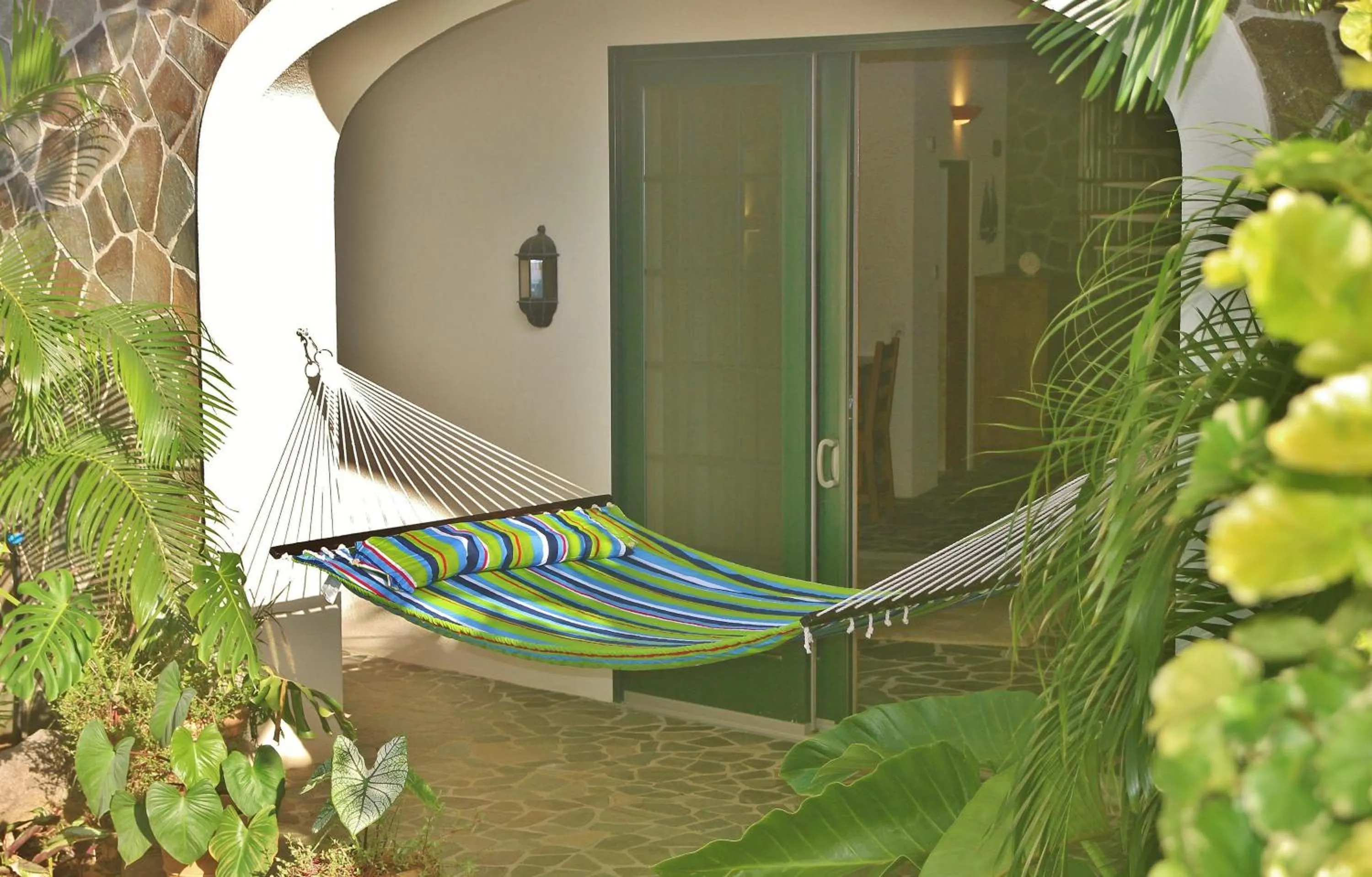 Patio in Tropical Hideaway