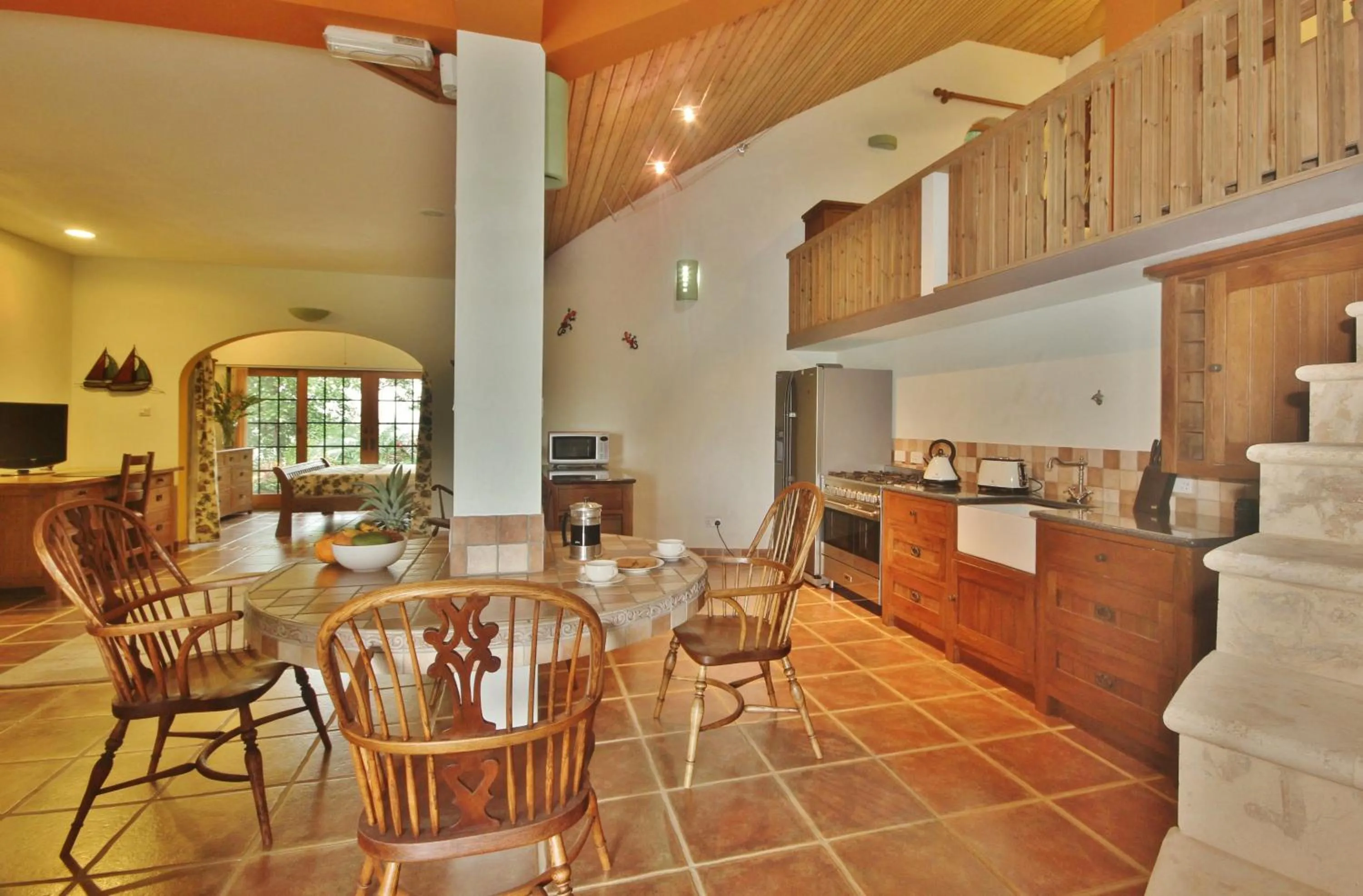 Dining area in Tropical Hideaway