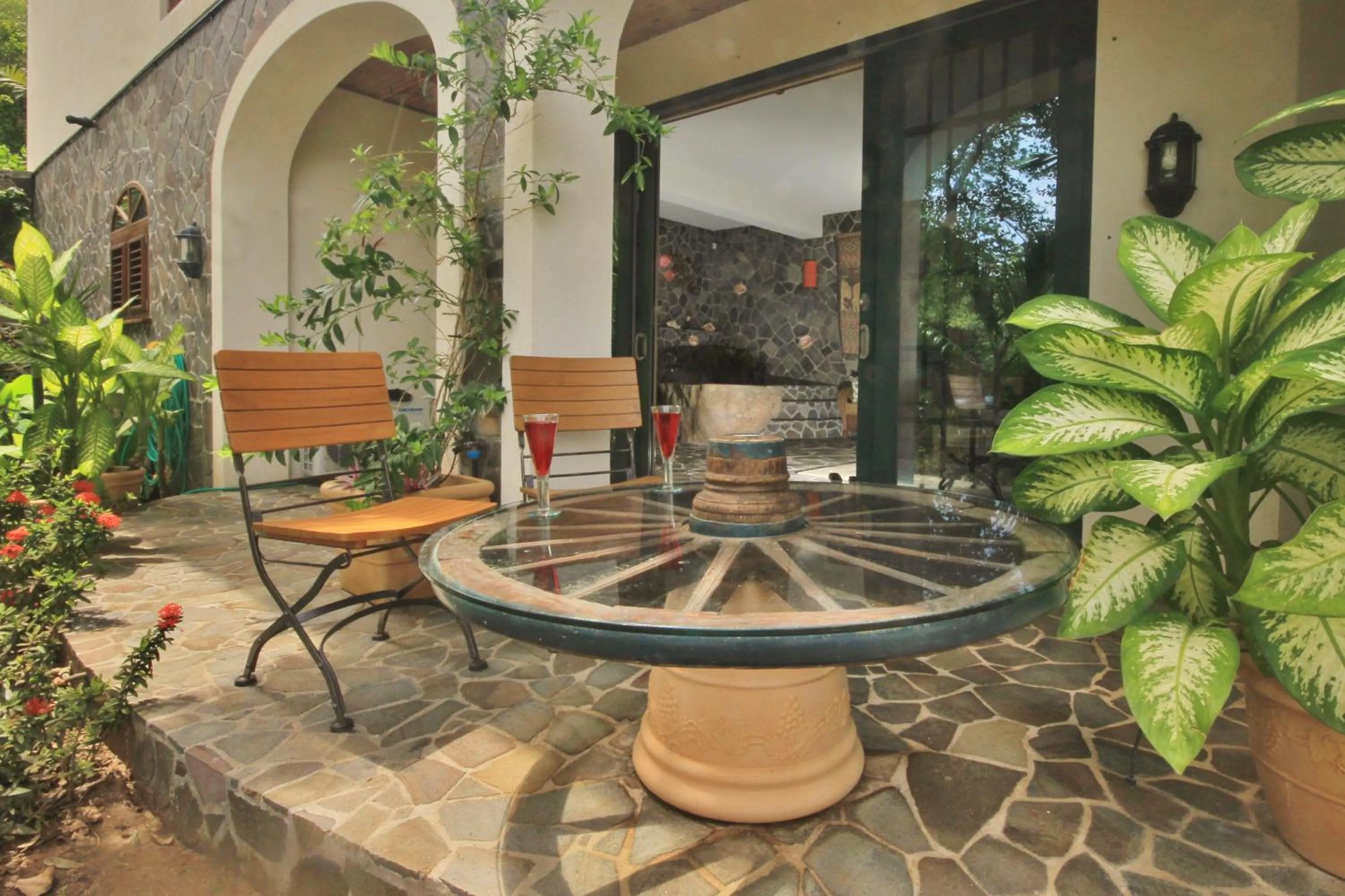 Patio in Tropical Hideaway