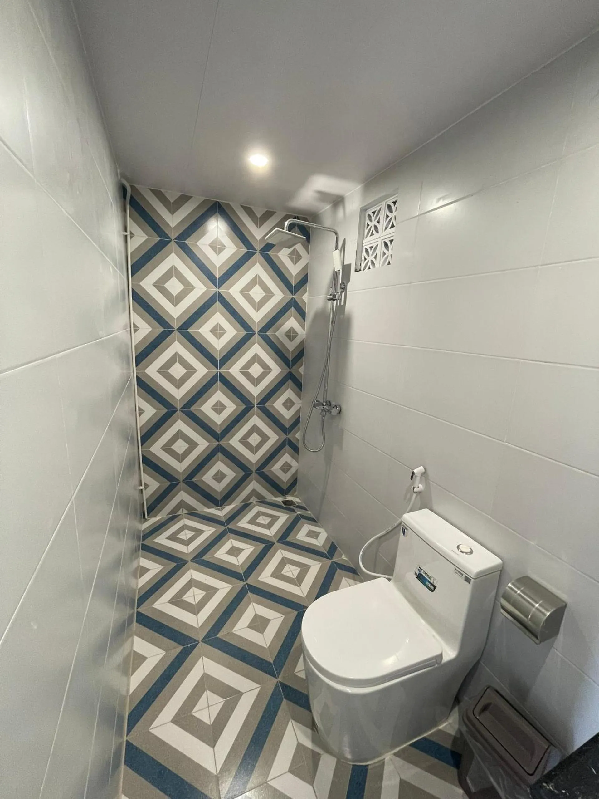 Shower in Woodstock Beach Camp