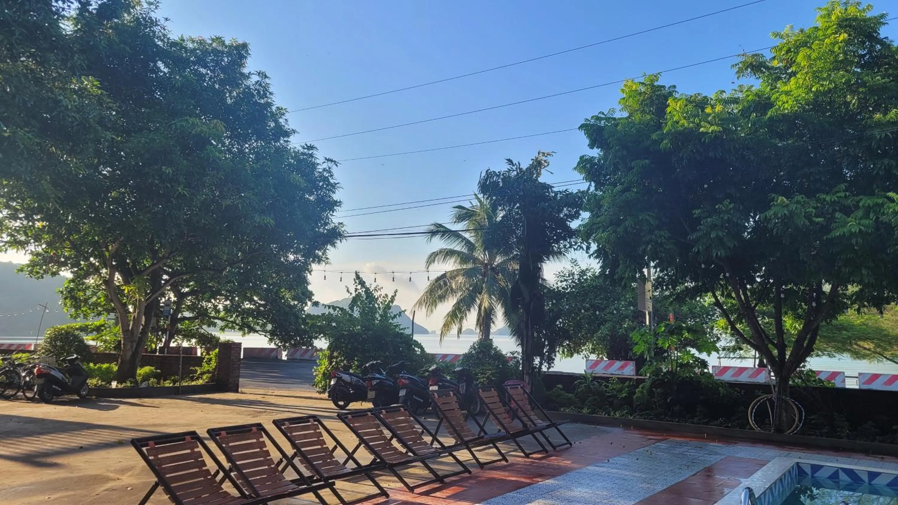 Natural landscape in Woodstock Beach Camp