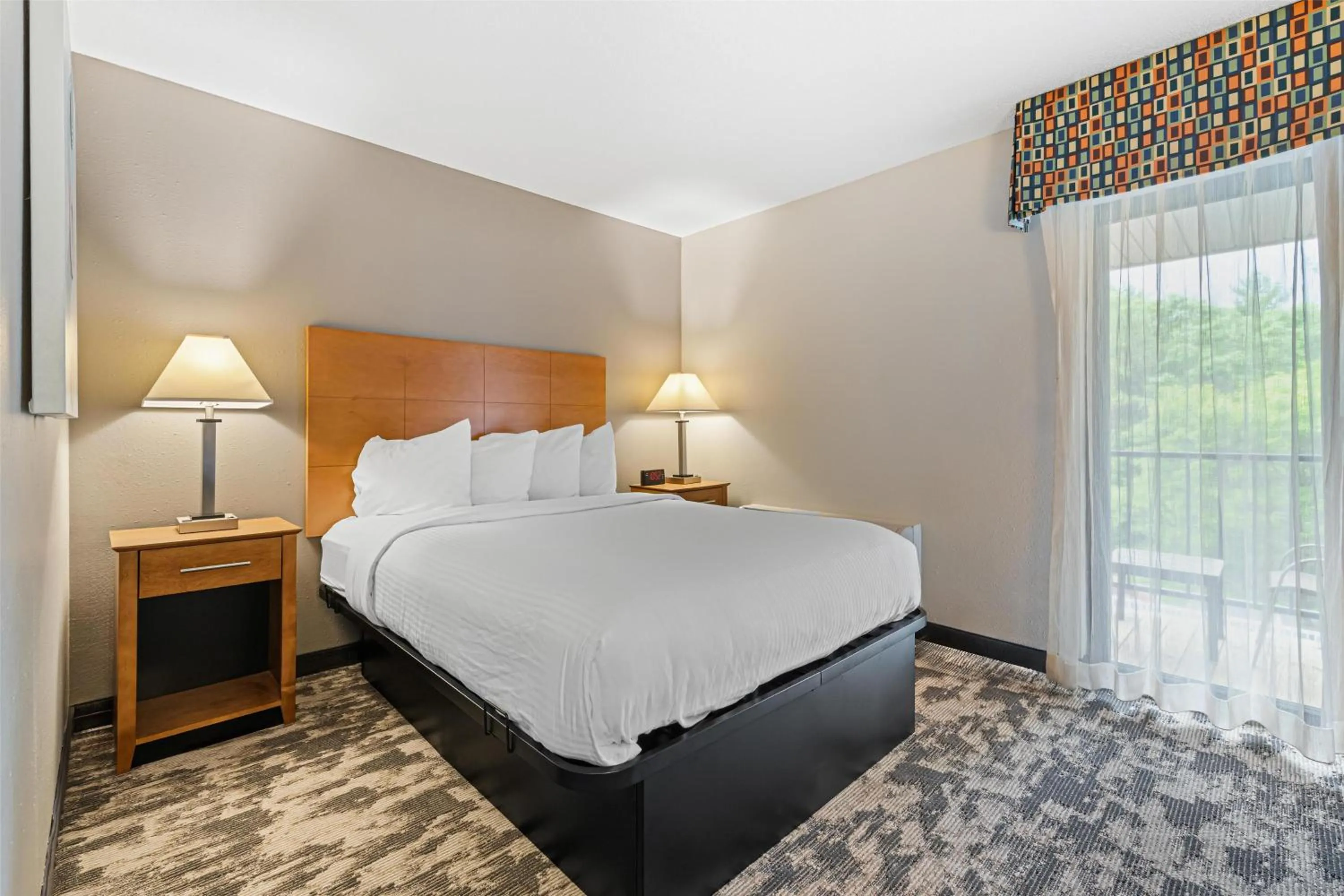 Bedroom, Bed in Best Western Ambassador Inn & Suites