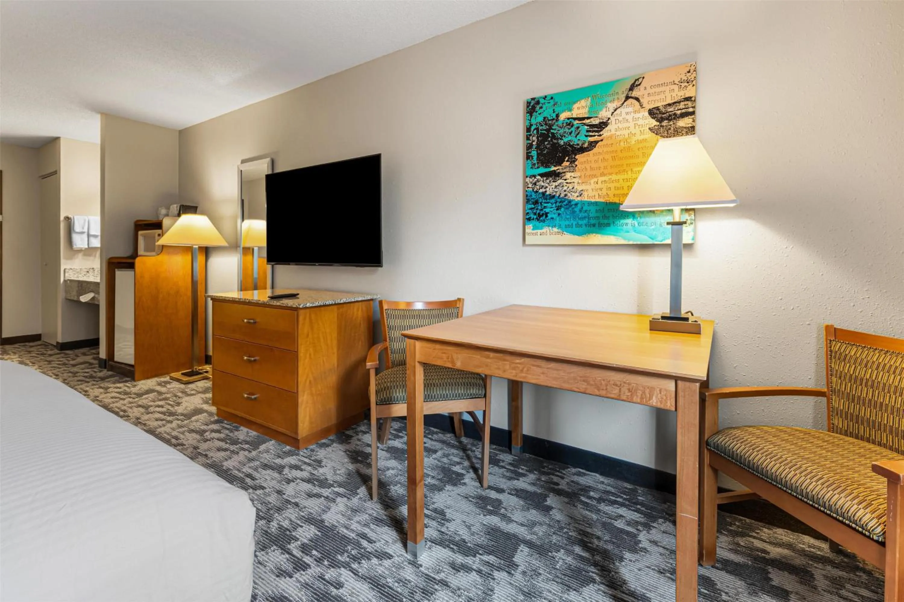 Bedroom in Best Western Ambassador Inn & Suites