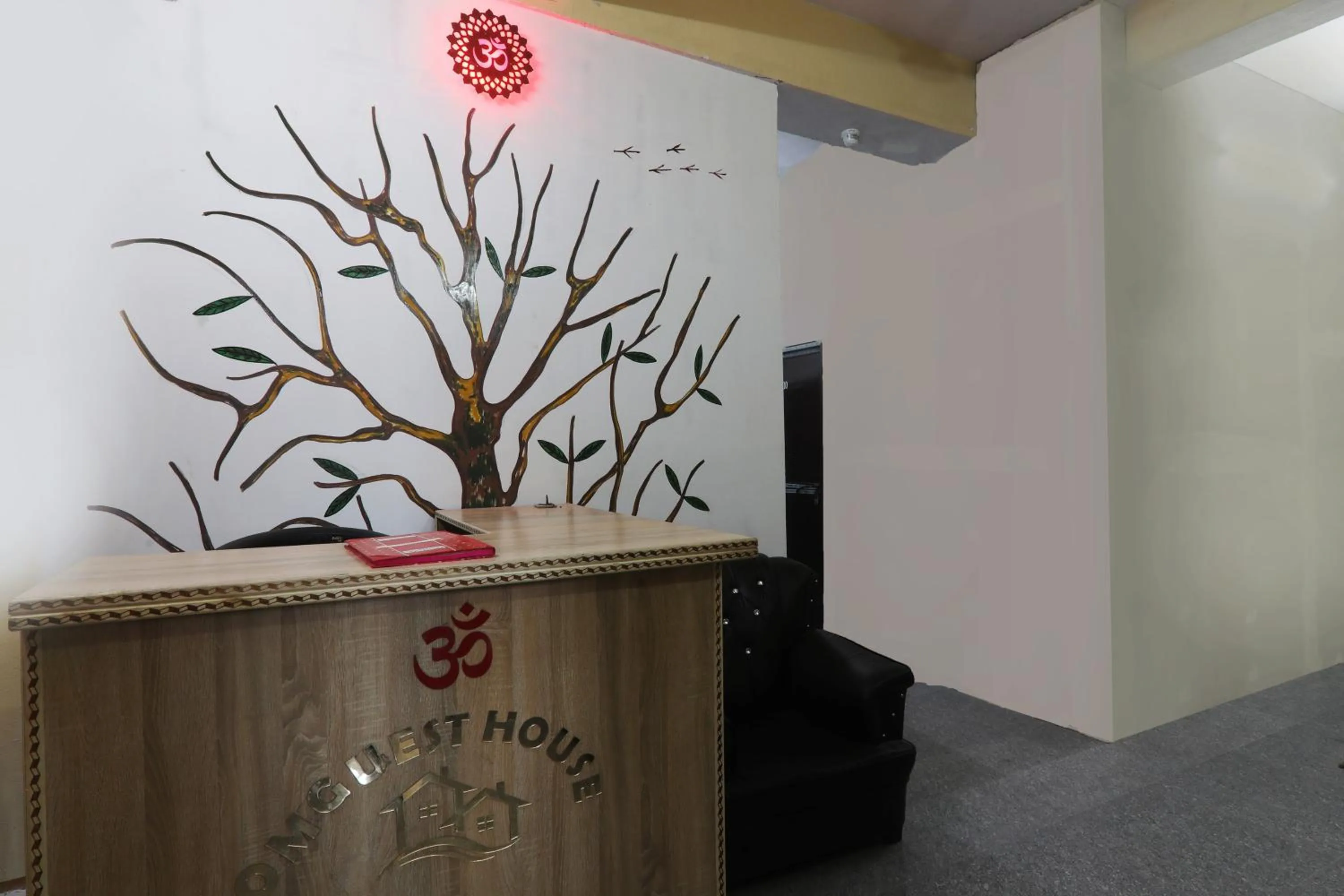 Lobby or reception in Hotel O OM Guest House
