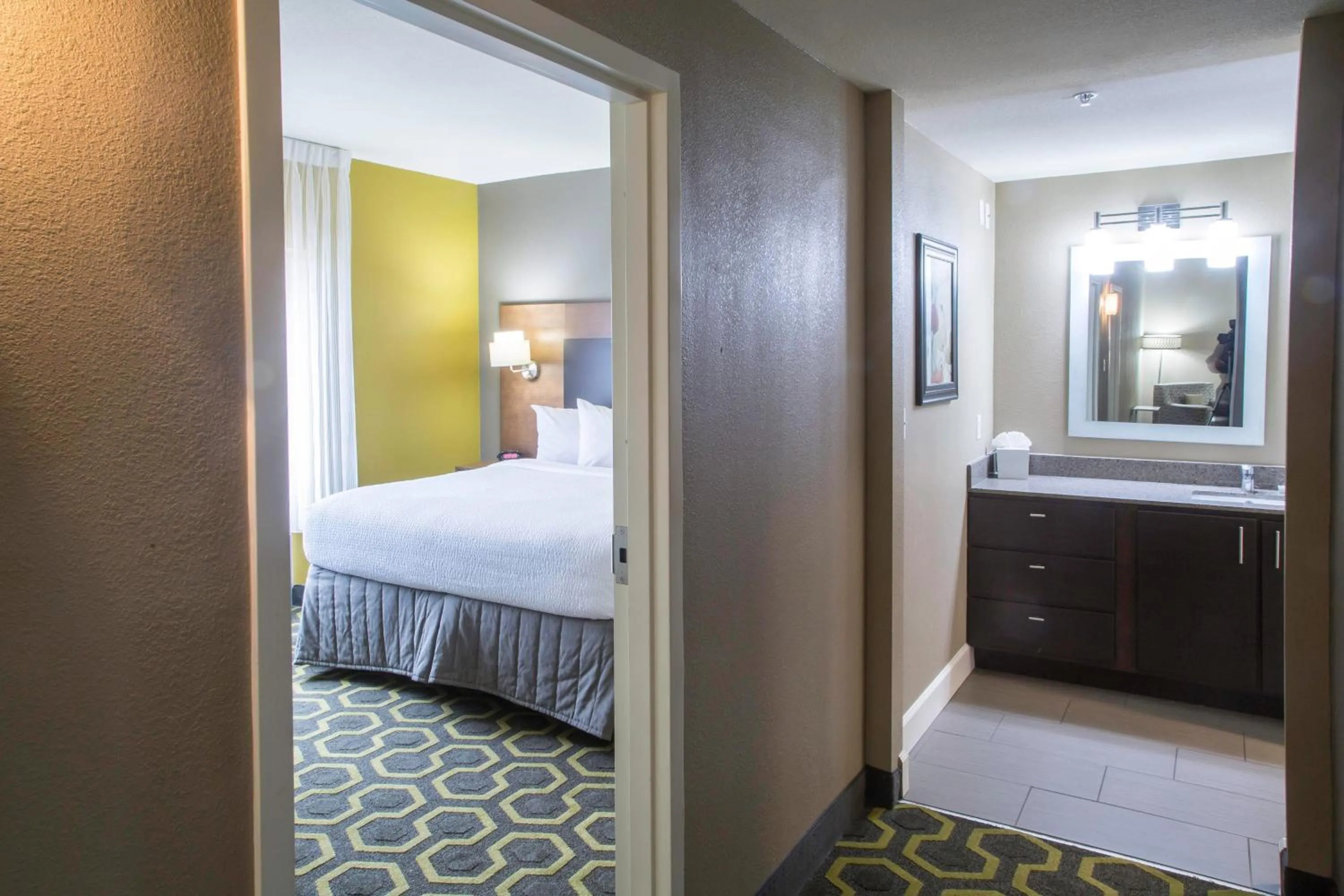 Bedroom, Bed in TownePlace Suites by Marriott Oxford