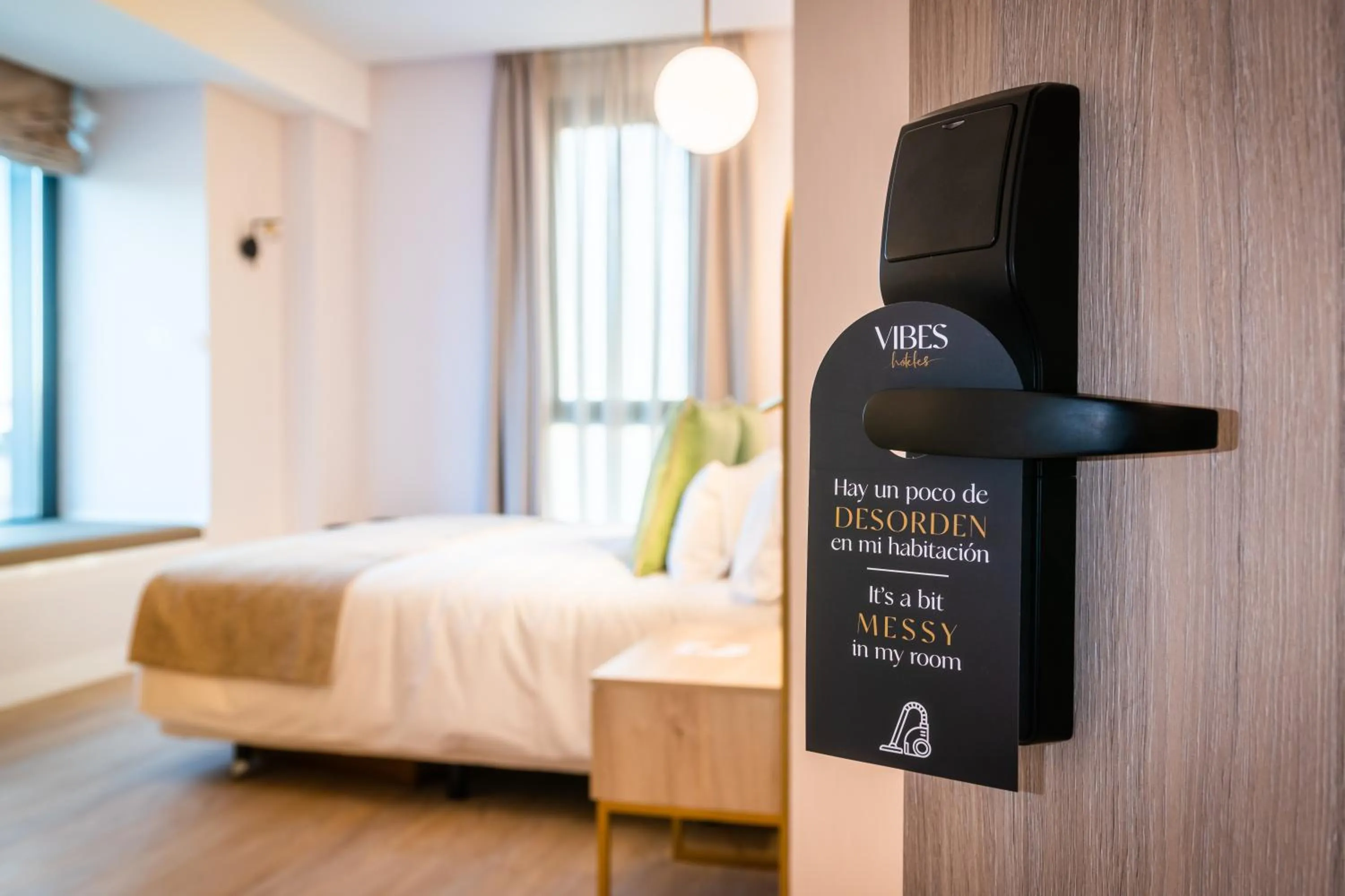 Decorative detail, Bed in Hotel Málaga Vibes