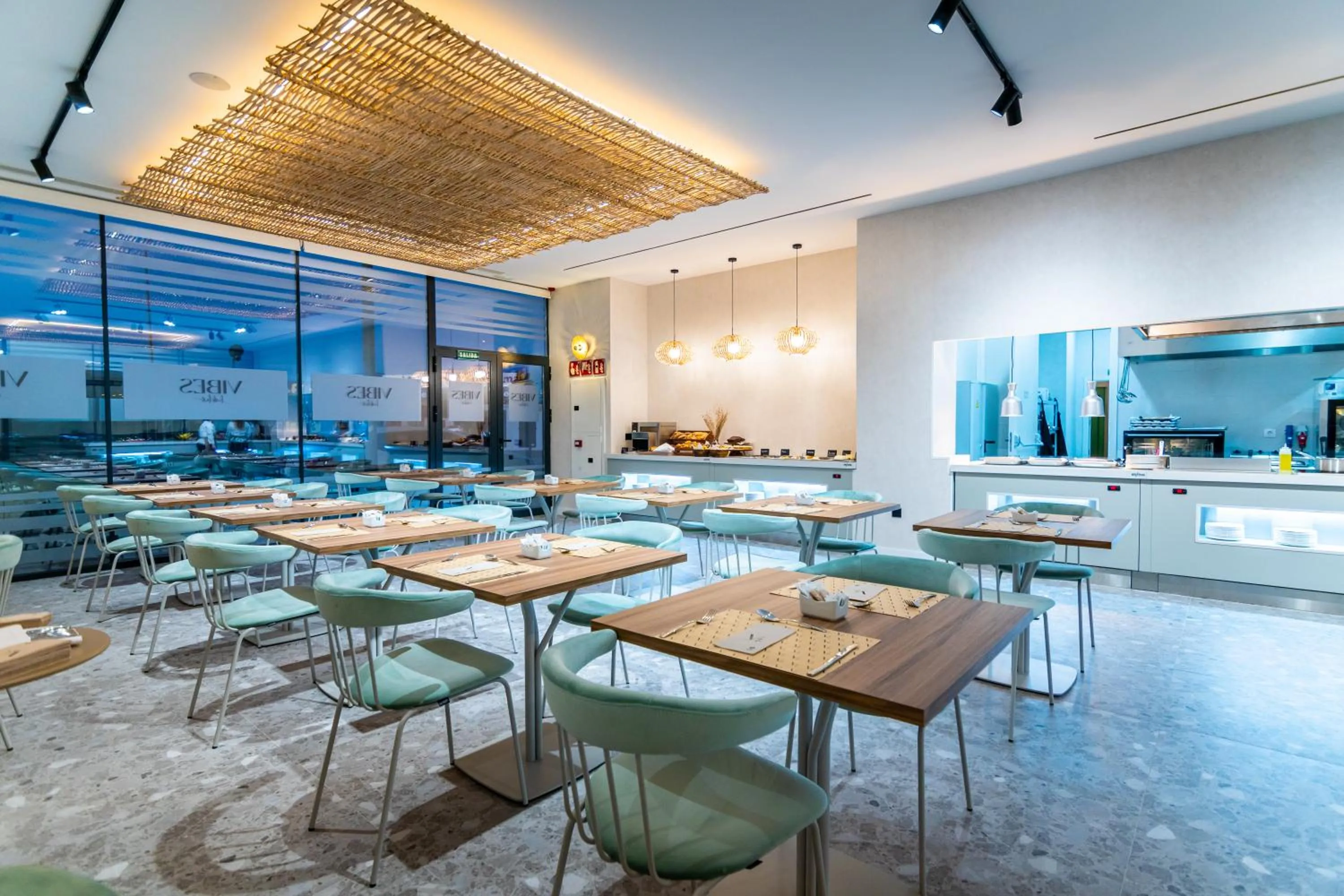 Restaurant/places to eat in Hotel Málaga Vibes