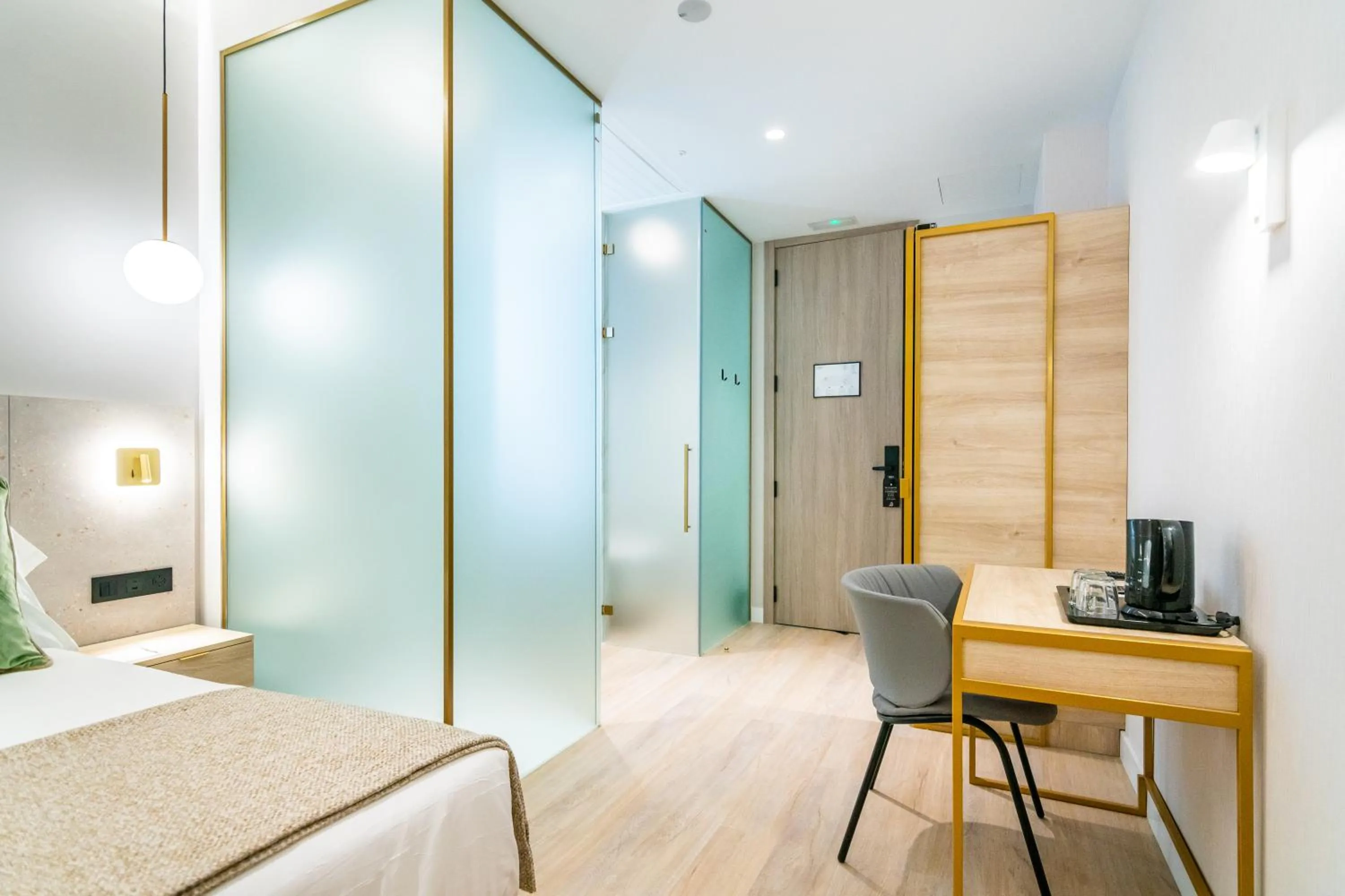 Photo of the whole room, Bed in Hotel Málaga Vibes