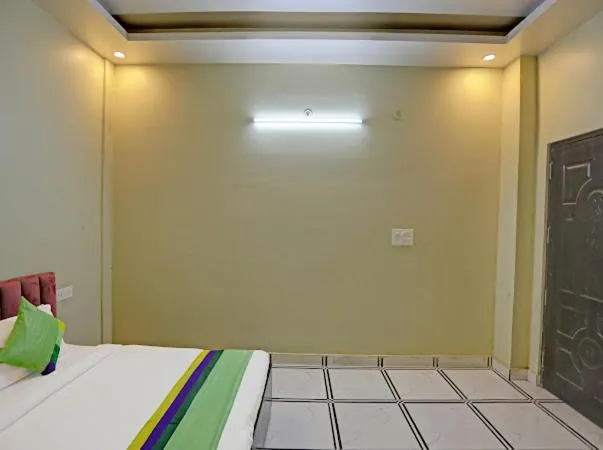 Bed in Expo View Residency